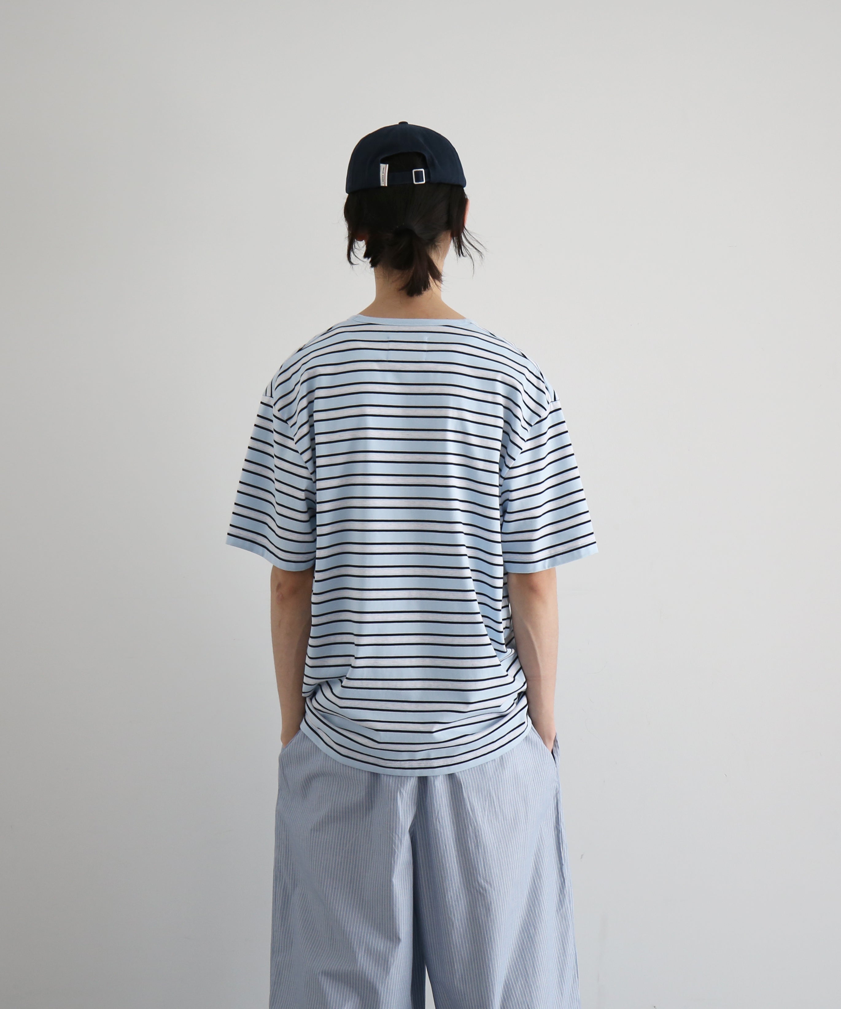 KAIKO V neck border t-shirts "SAX"