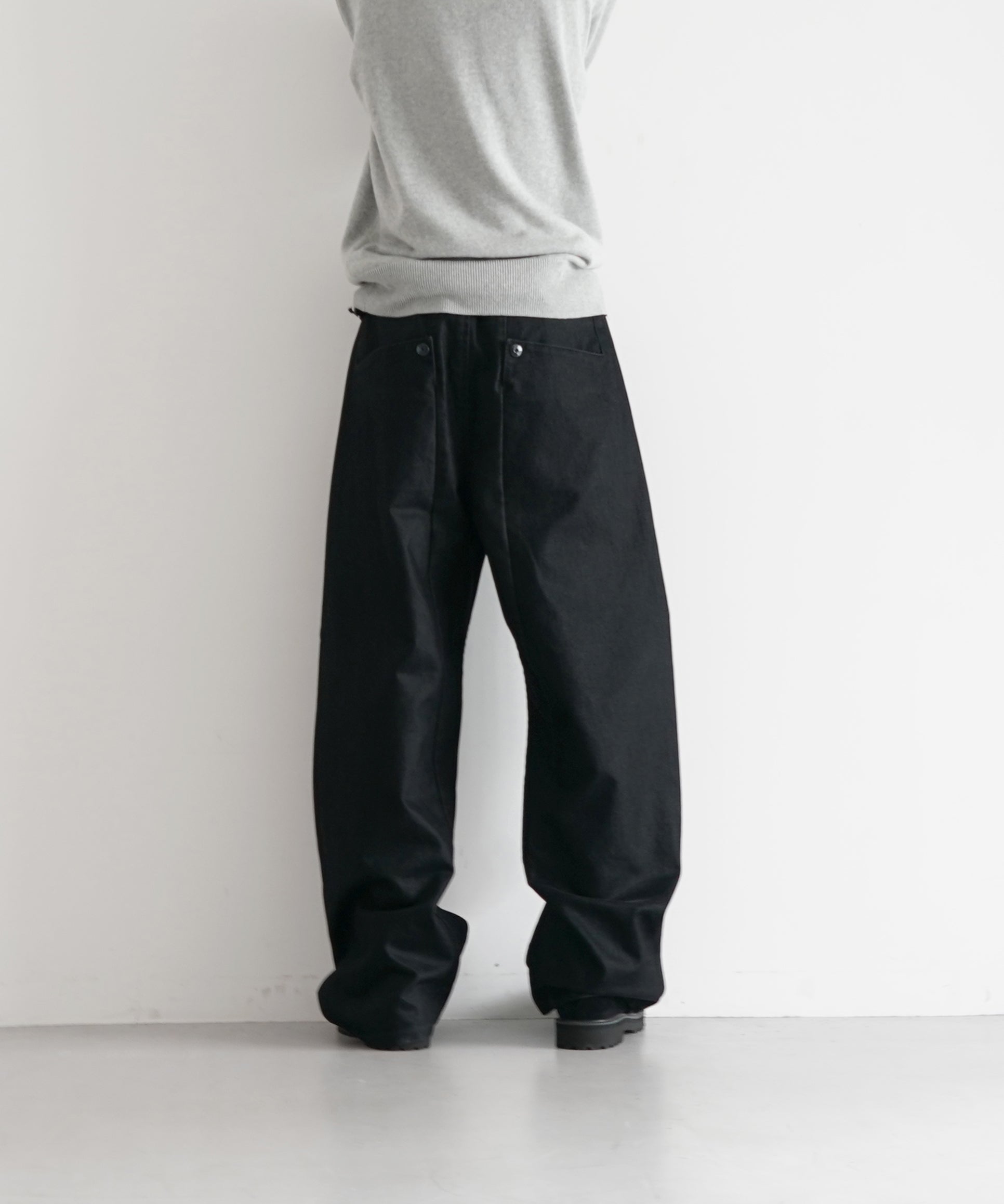 Omar Afridi Washed pina trousers "BLACK"