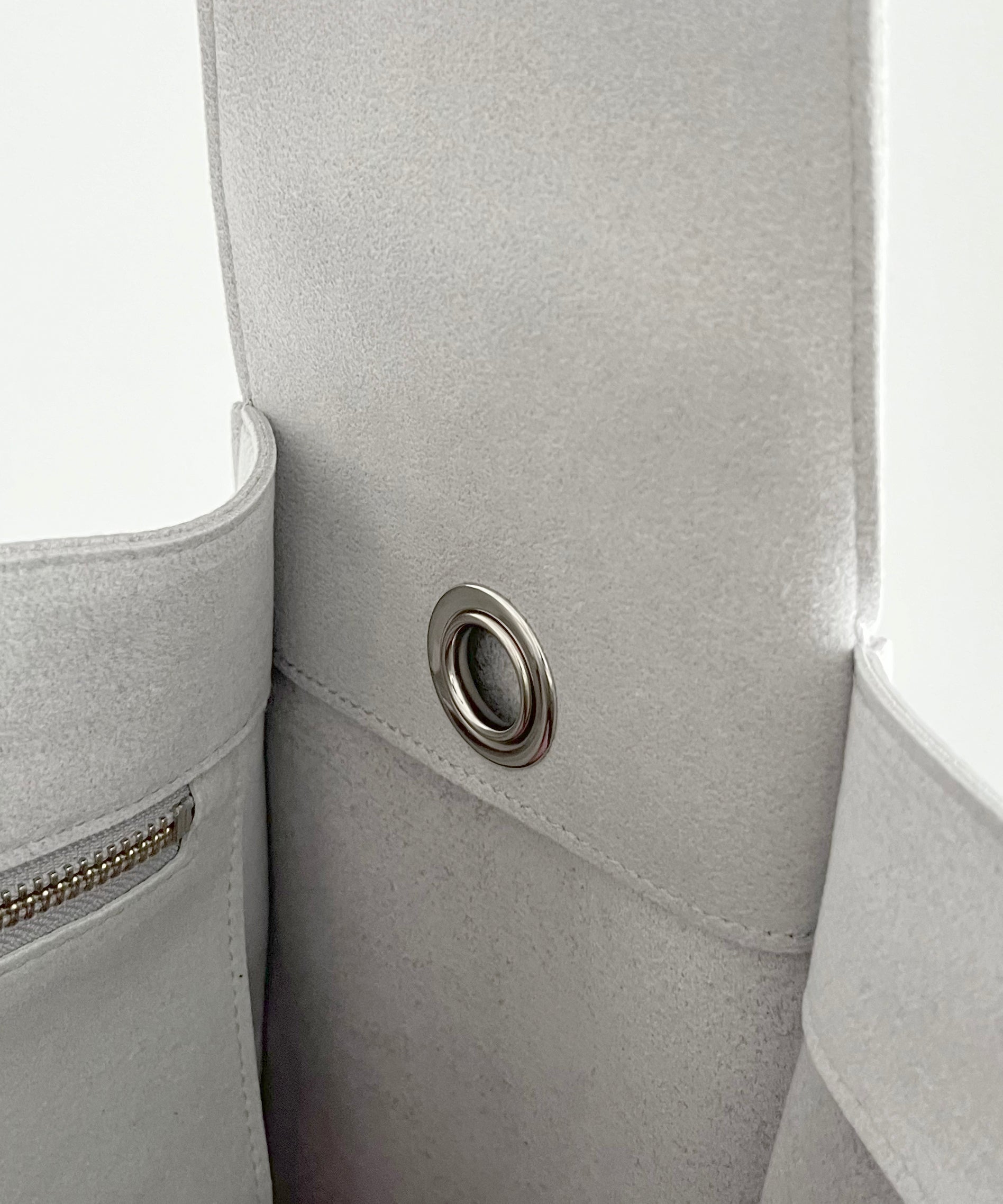 KAIKO Ultrasuede shoulder bag "SNOW"