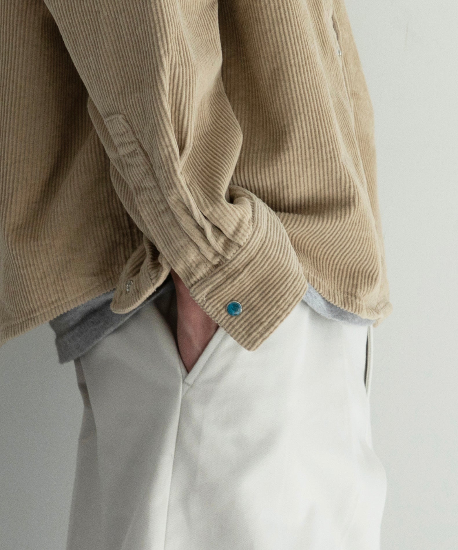 PHINGERIN Corduroy stone snap shirt jacket "A:BEIGE"