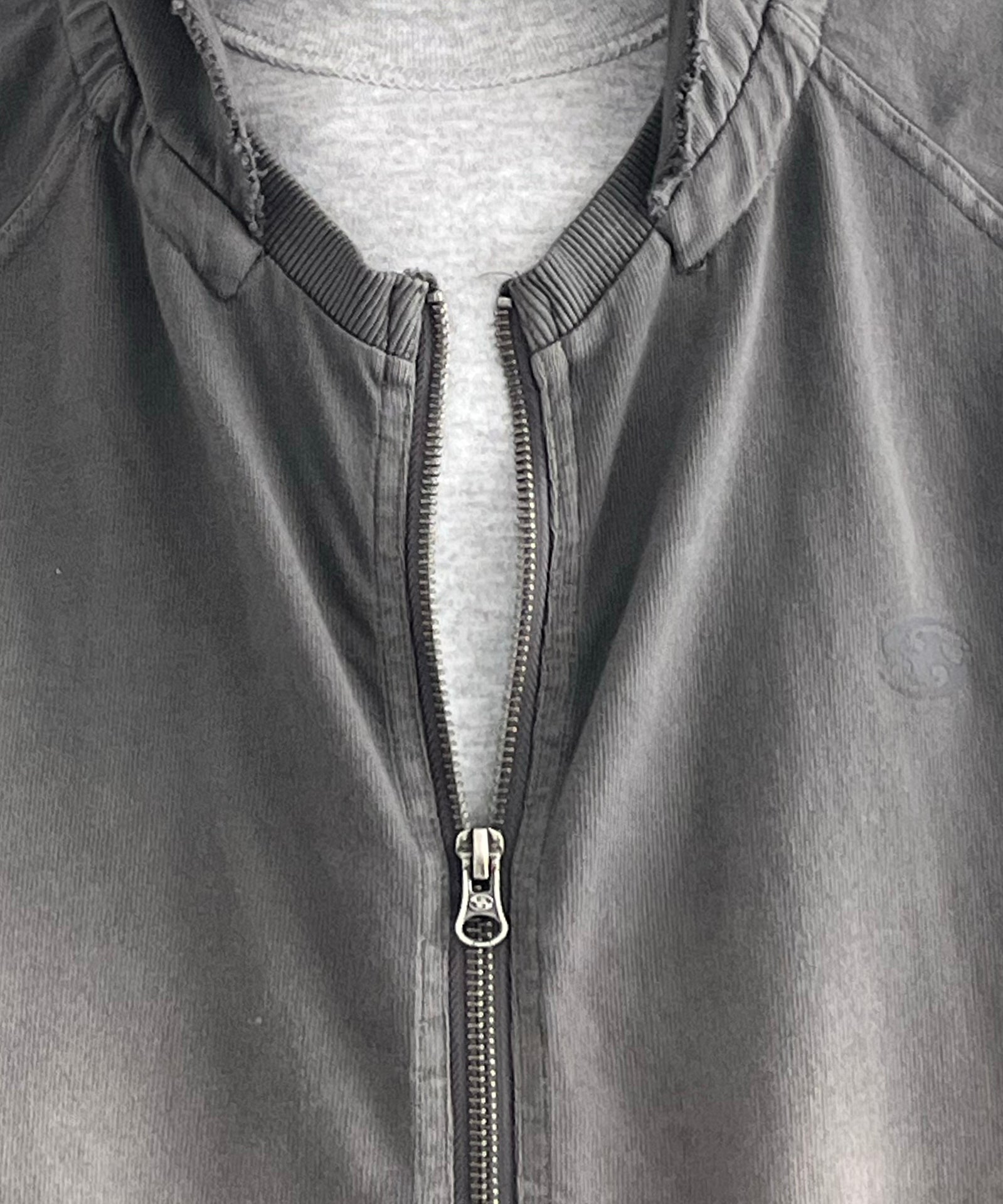 SAN SAN GEAR Washed hoodie zip-up "CHARCOAL"