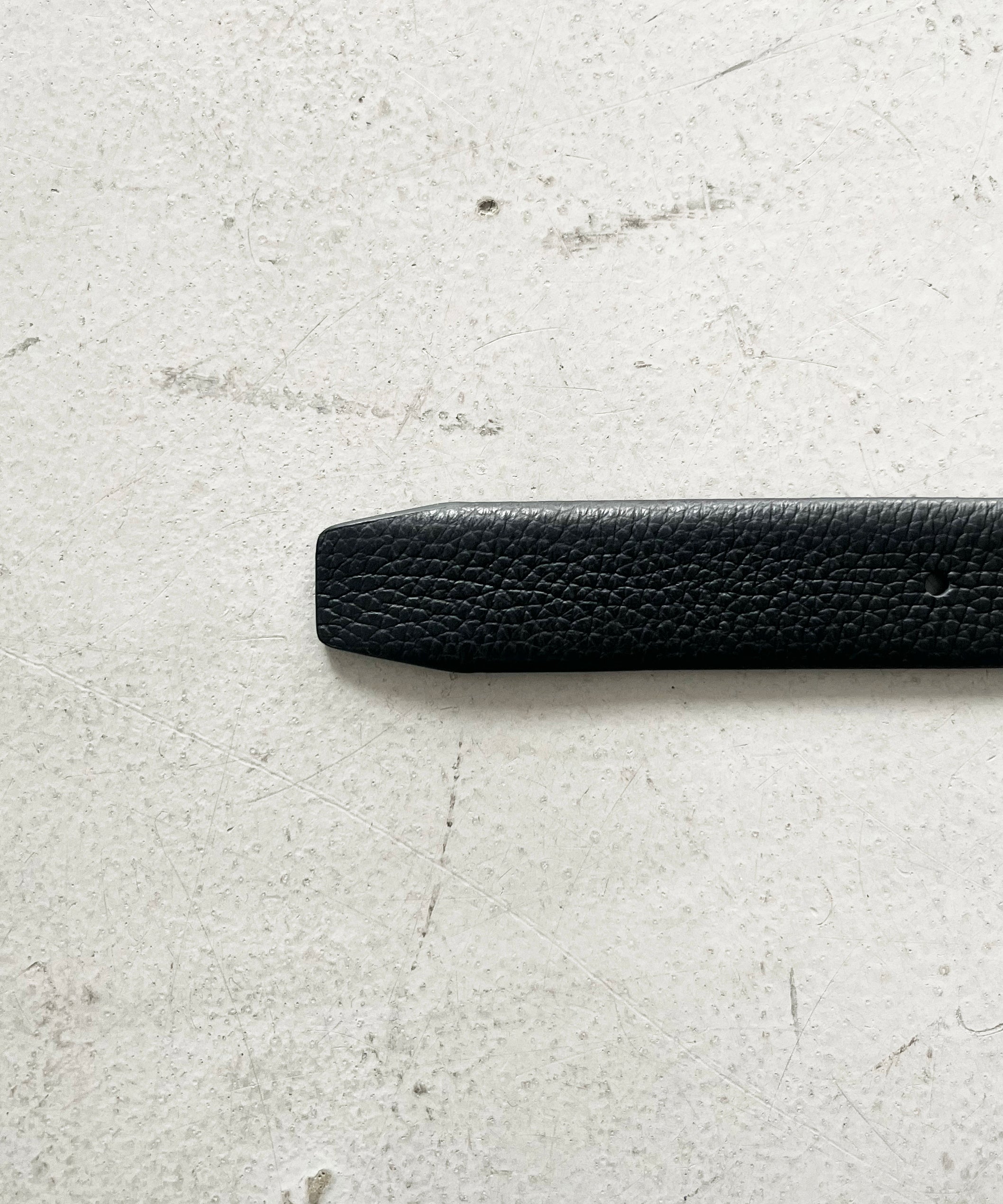 KAIKO Grain leather belt "BLACK"