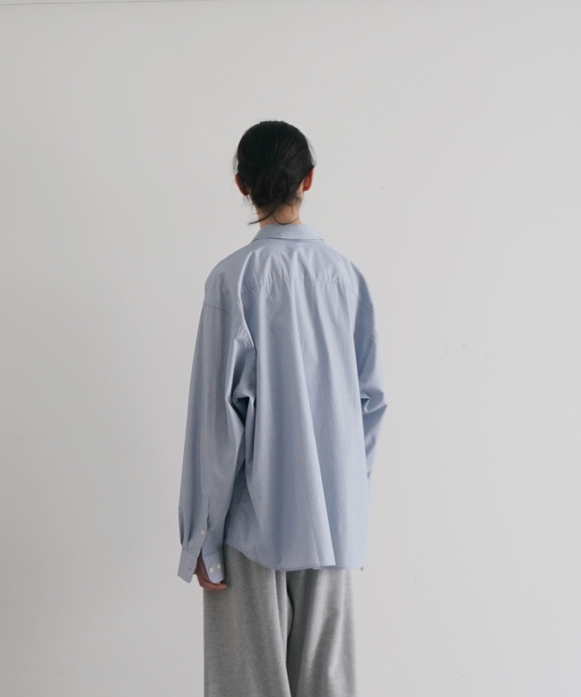Baserange Claude shirt "BLUE STRIPE"