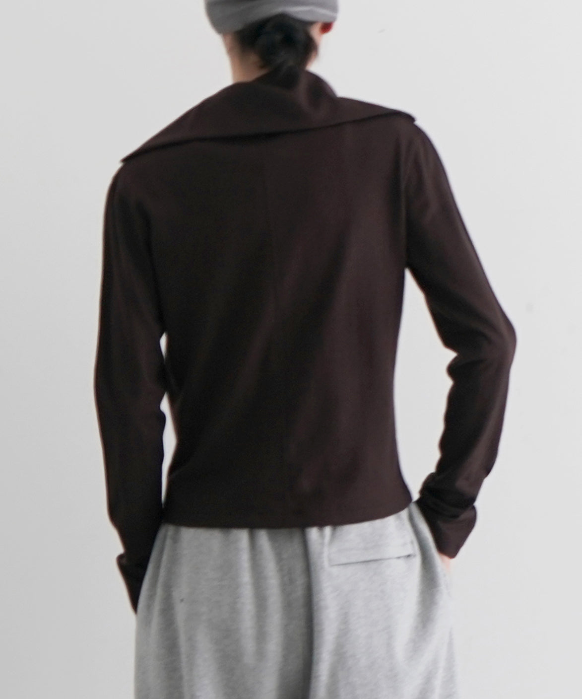 ENTIRE STUDIOS Apex wool top "TOP BROWN"
