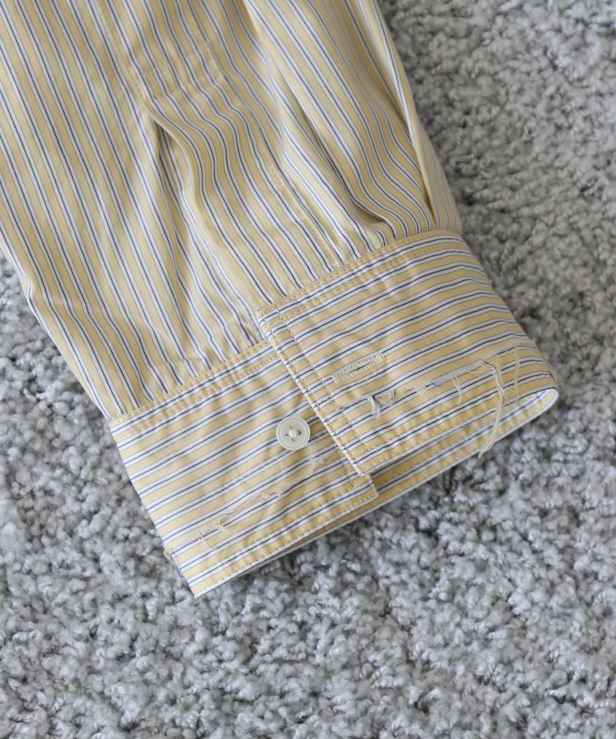 ISSUETHINGS 26a/59b-c-01 "YELLOW"