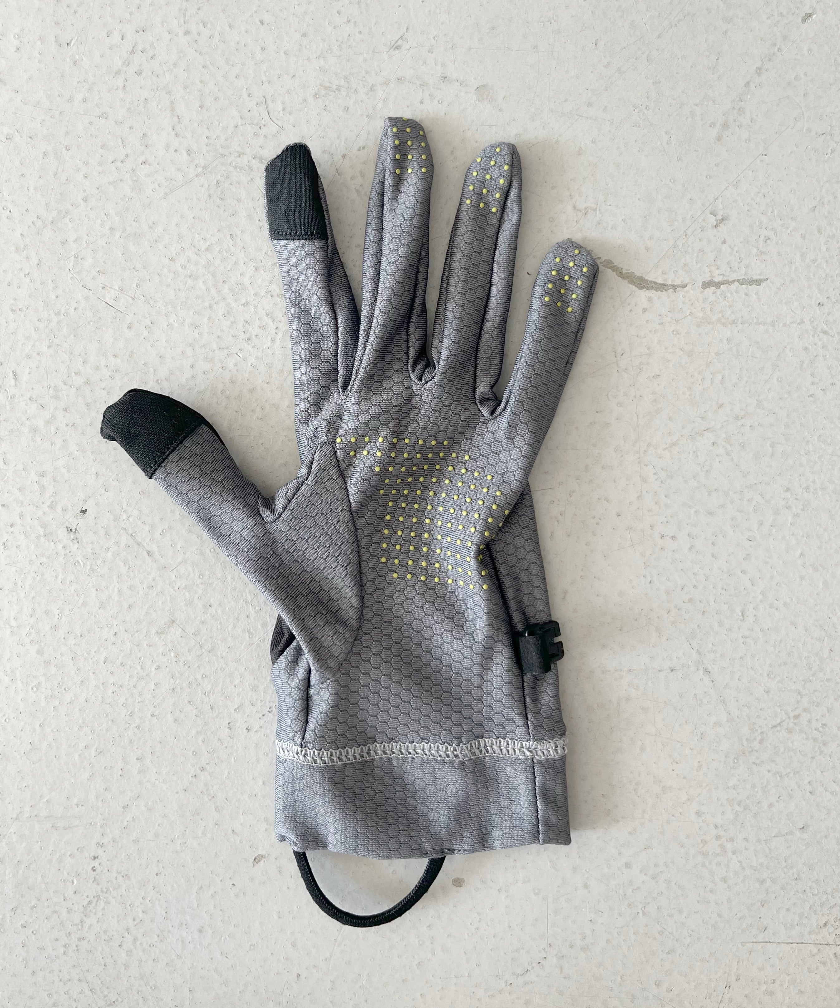 ROA Andie base layer gloves "GREY BLACK"