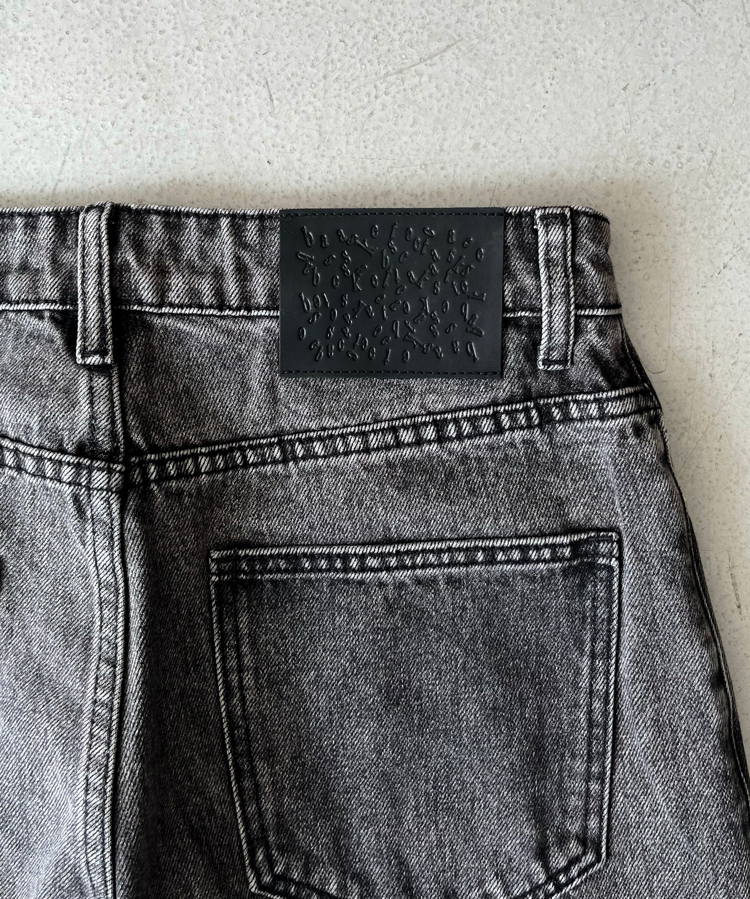 Basketcase lax baggy denim "FADED BLACK"
