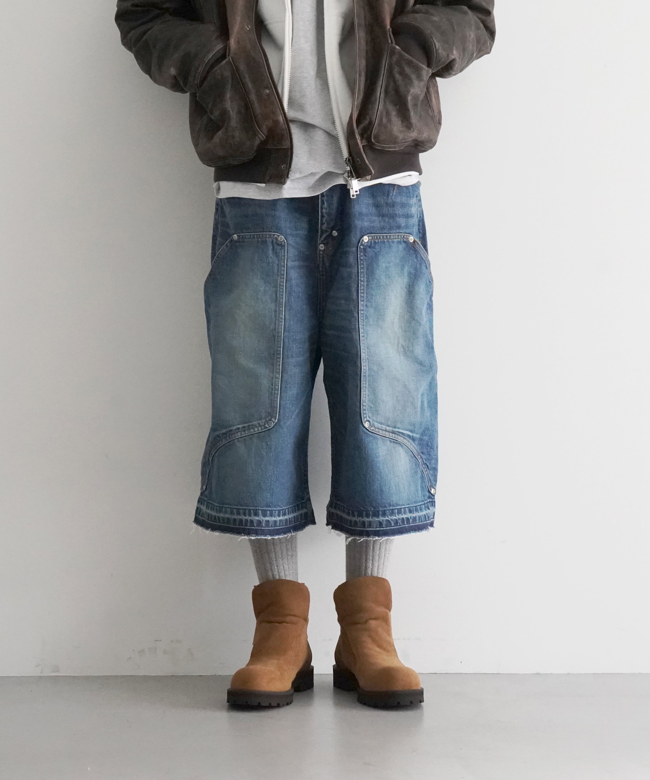 FAKE AS FLOWERS Newcommune aged baggy denim shorts "INDIGO"