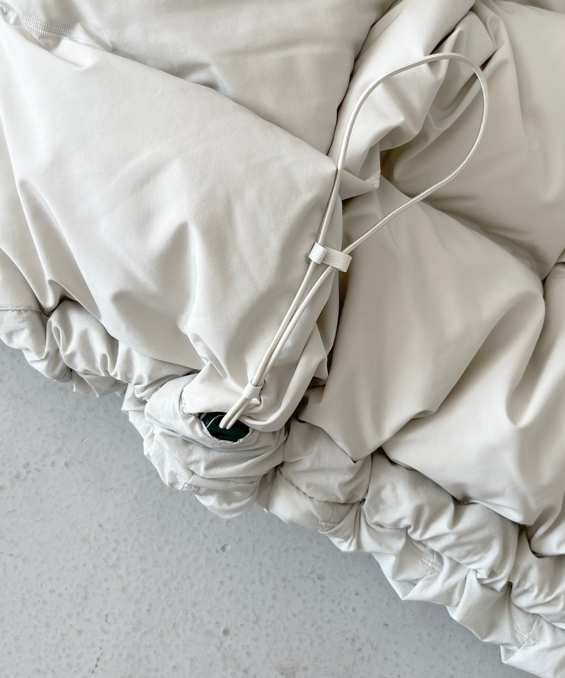 POST ARCHIVE FACTION(PAF) Cocoon Down "LIGHT GREY"
