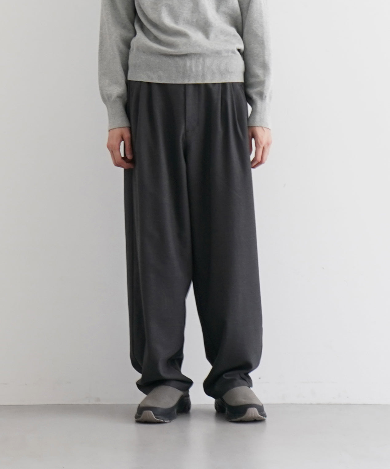 SAN SAN GEAR Wide pants "CHARCOAL"
