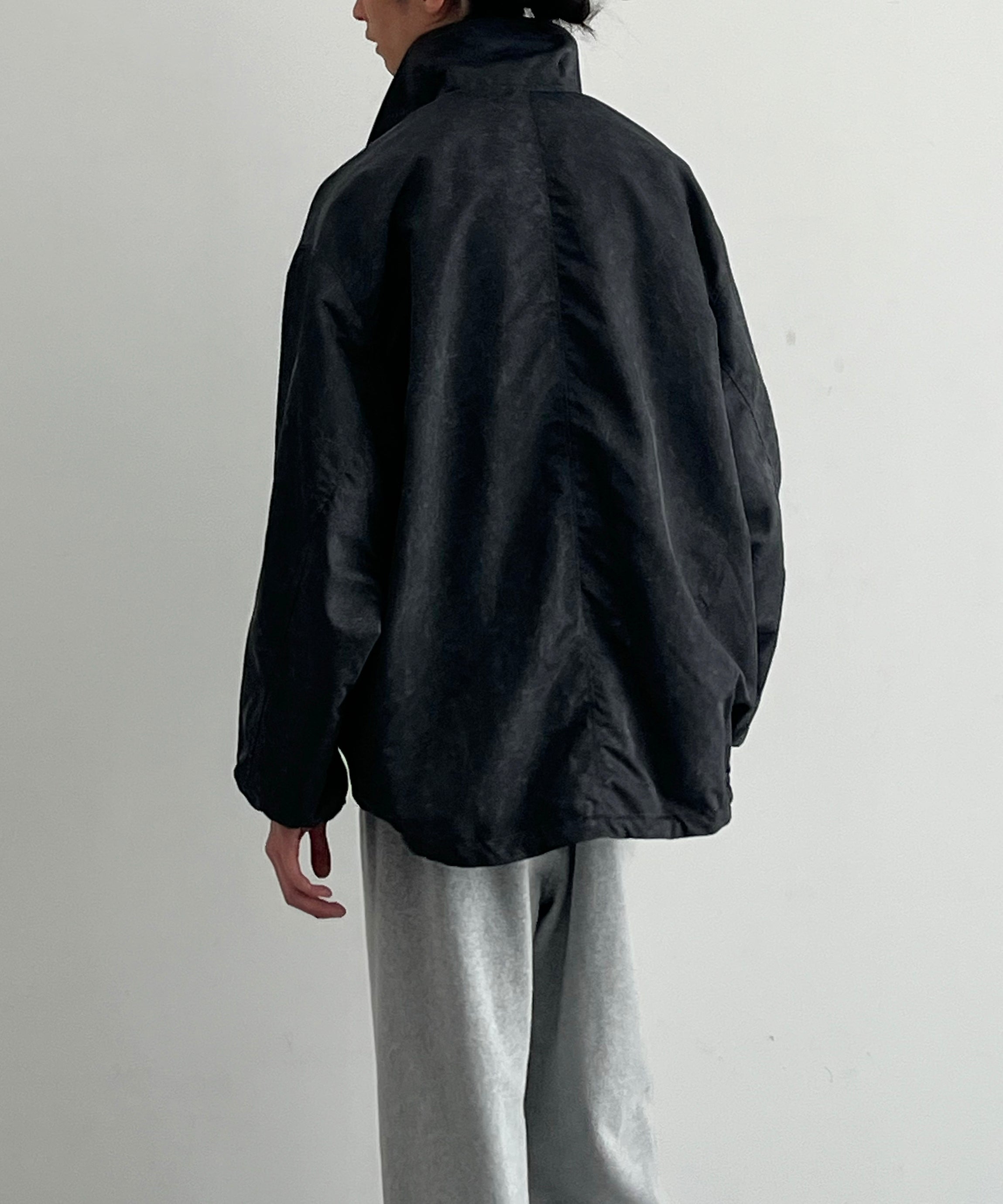 VOAAOV Aging nylon twill coach jacket "BLACK"