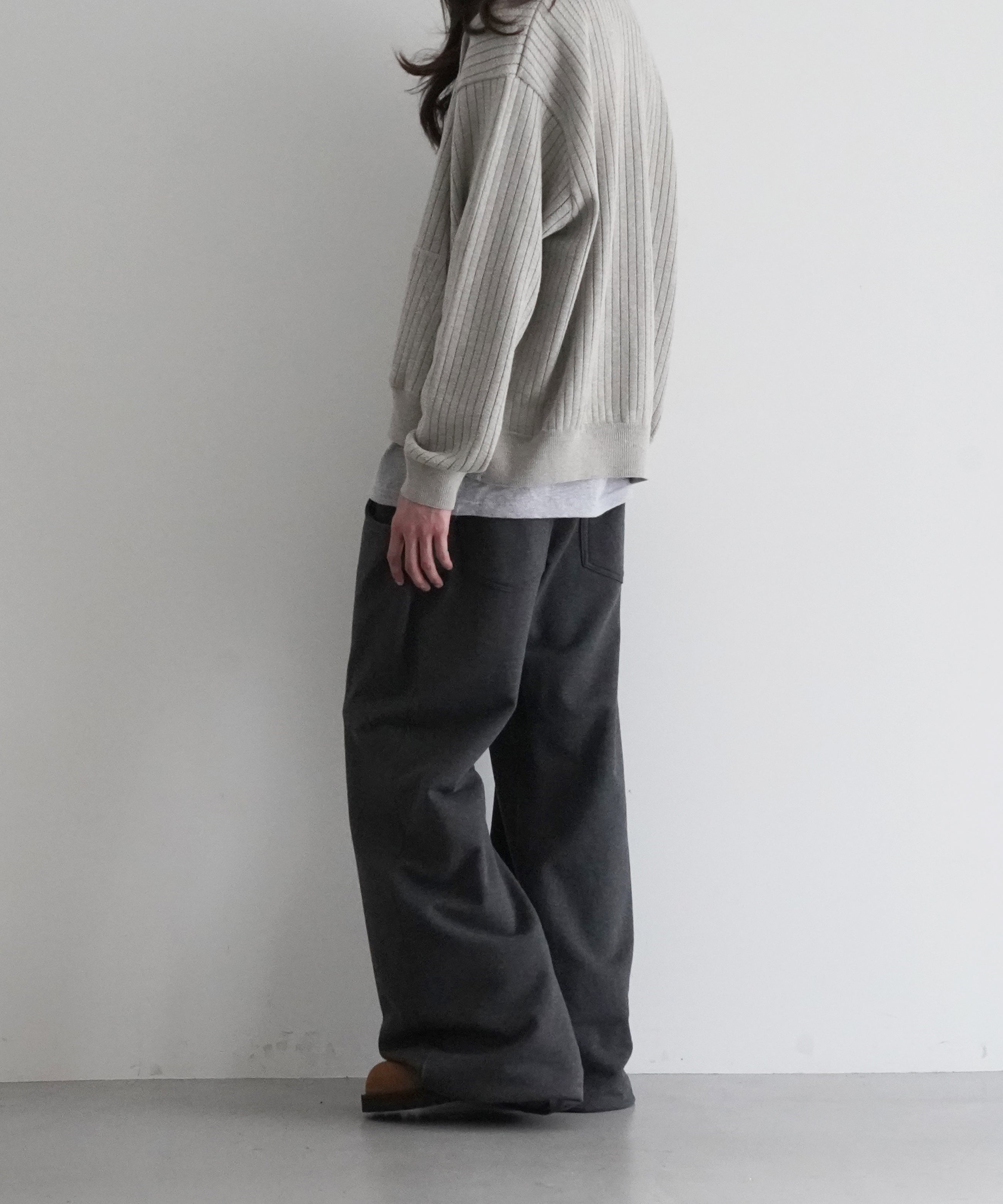 【EXCLUSIVE】NEONSIGN Blind tuck sweat pants "TOP BLACK"