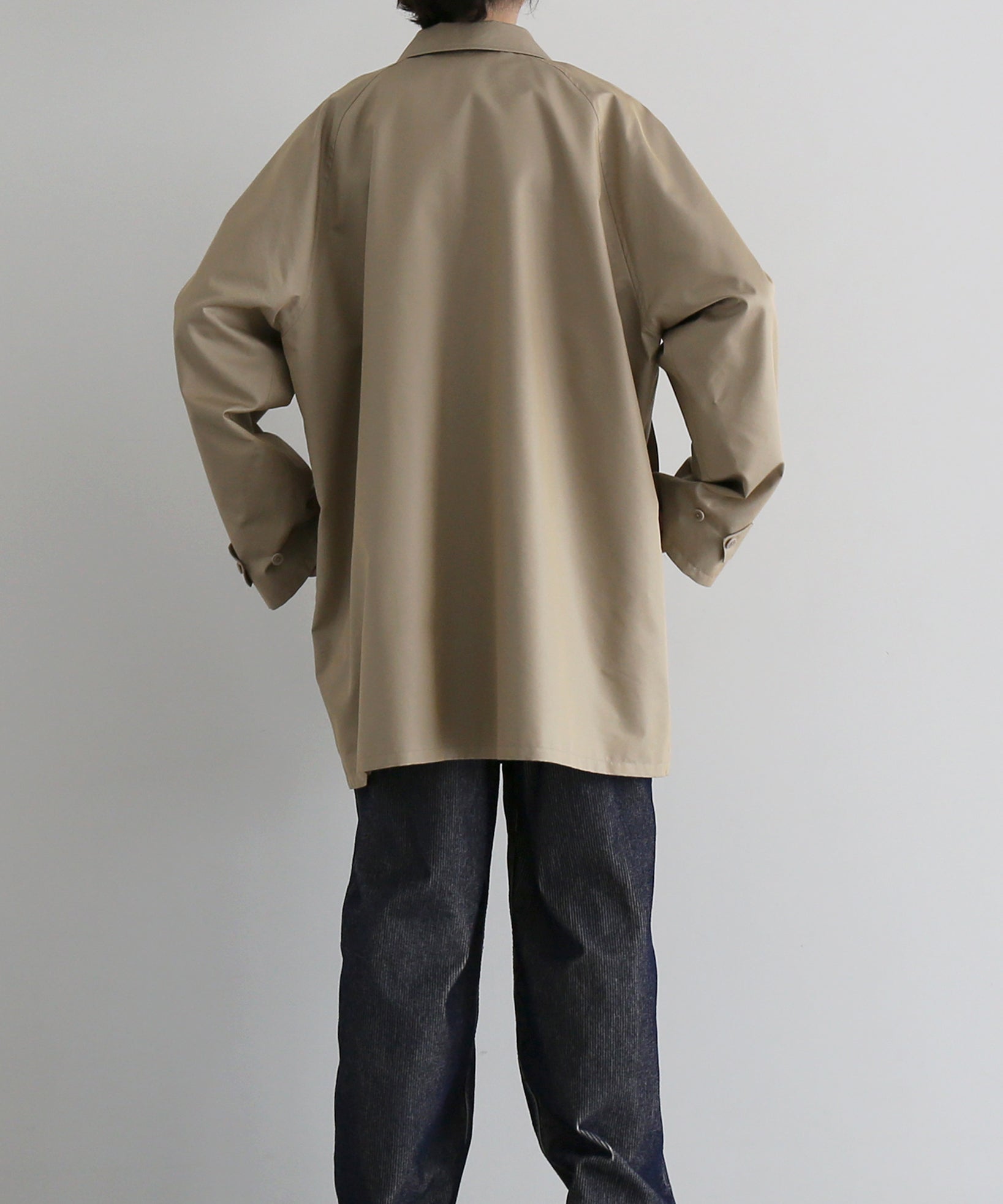 REVERBERATE Trench coat short - pl “BEIGE"
