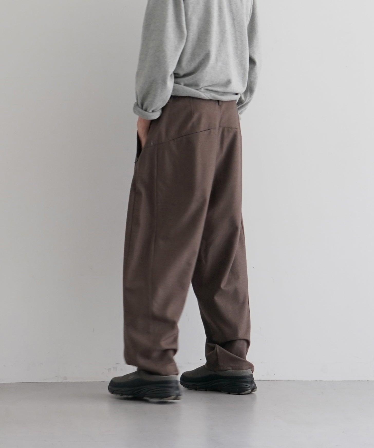 SAN SAN GEAR Wide pants "BROWN"