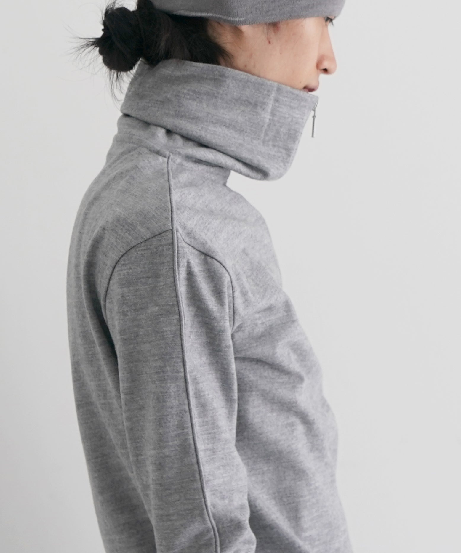 ENTIRE STUDIOS Apex wool top "TOP BROWN"