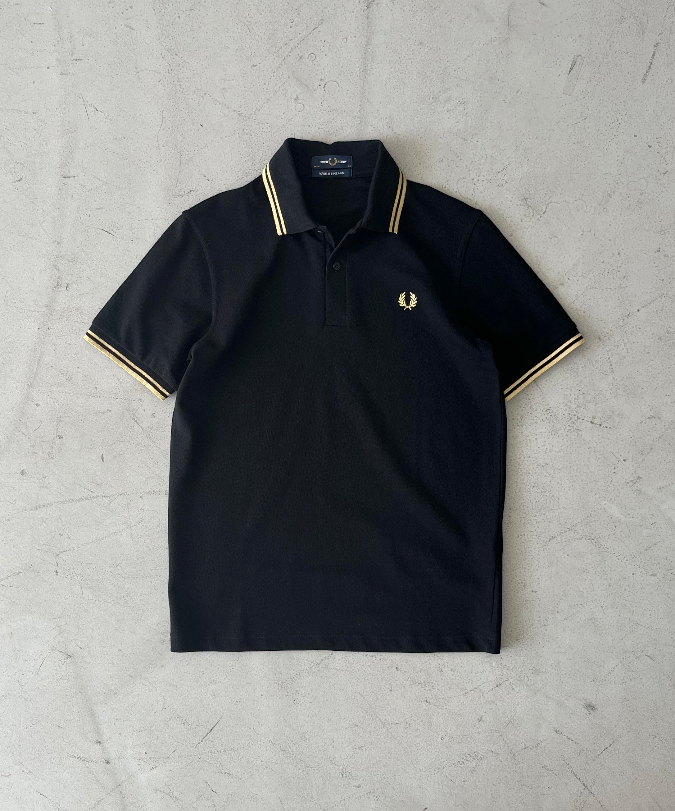 FRED PERRY Twin tipped fred perry shirt "WHITE"