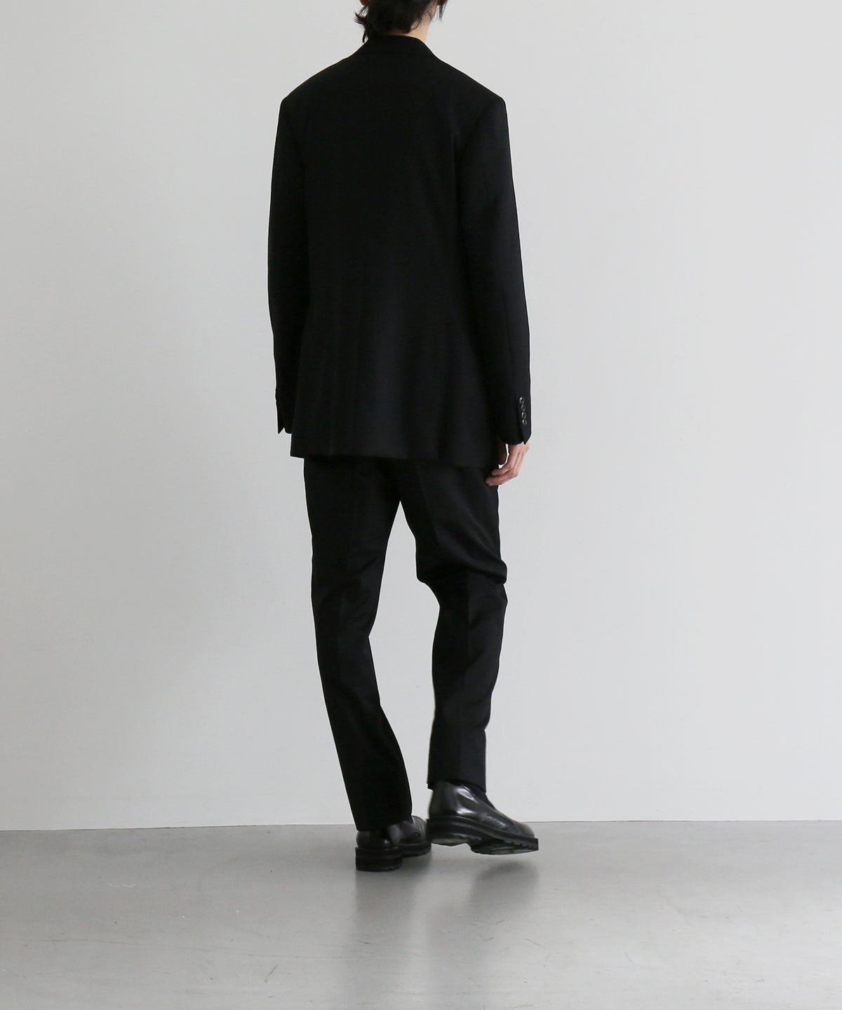 REVERBERATE Suit jacket single “BLACK”