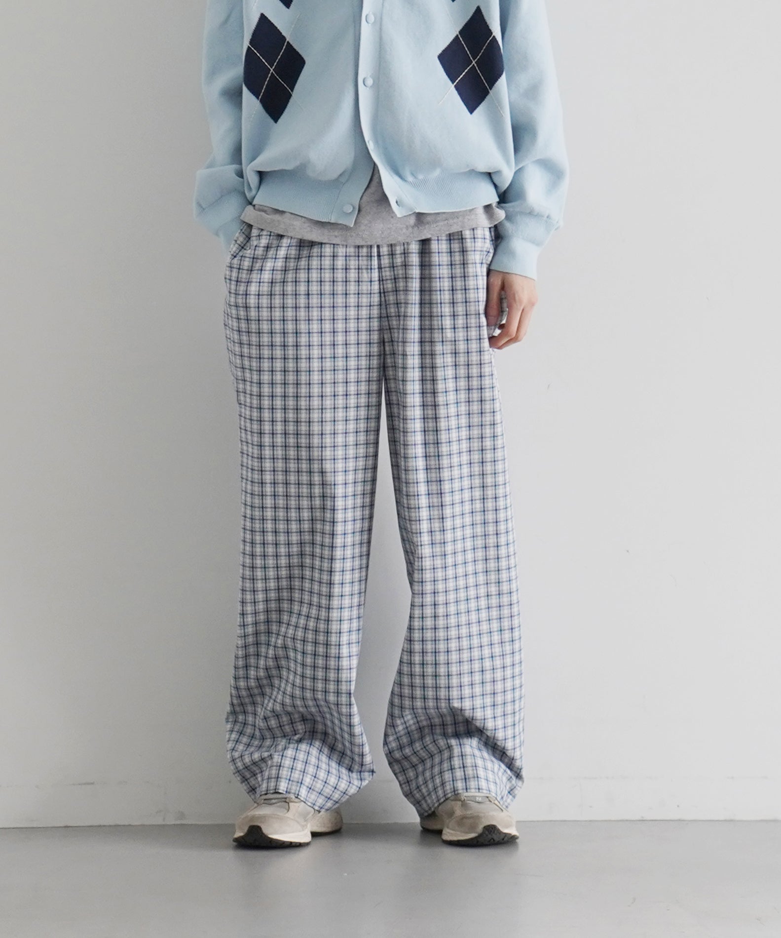 BASERANGE/ベースレンジ CLAUDE PANTS(ブルー) Claude Pants in Blue stripe | Organic cotton poplin | Baserange
