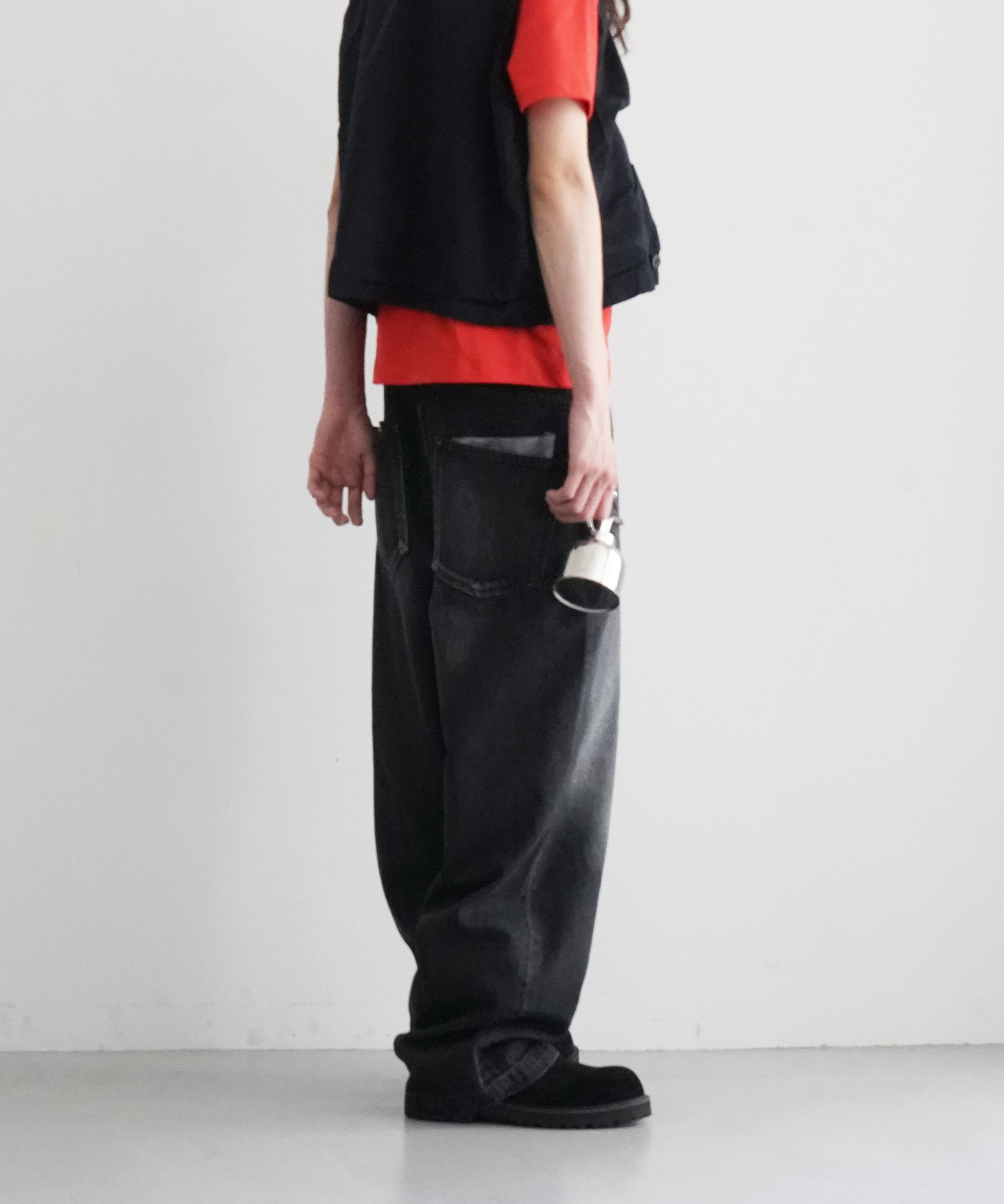 order Loose denim pants used "BLACK"