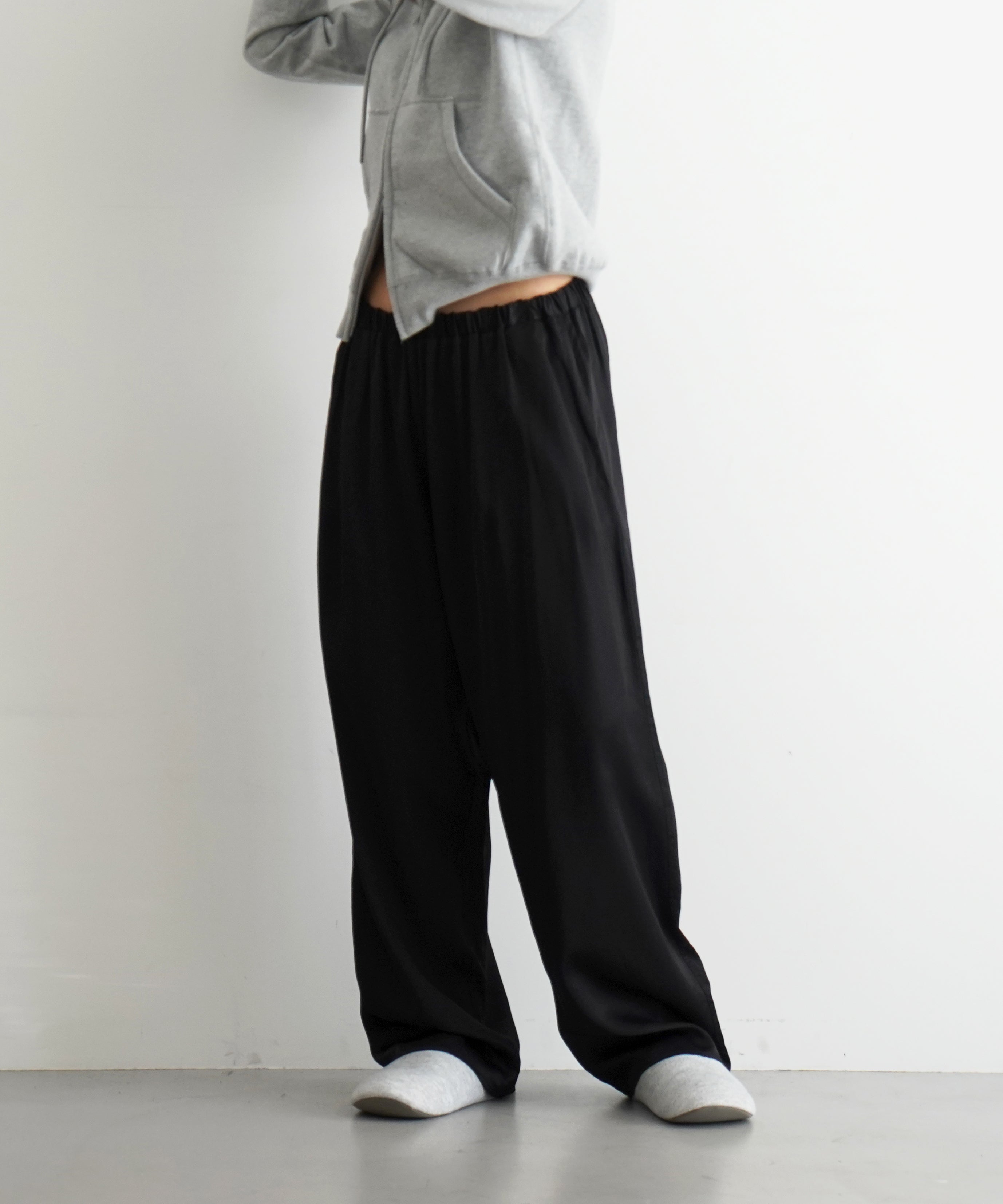 Baserange Cravat pants "BLACK"