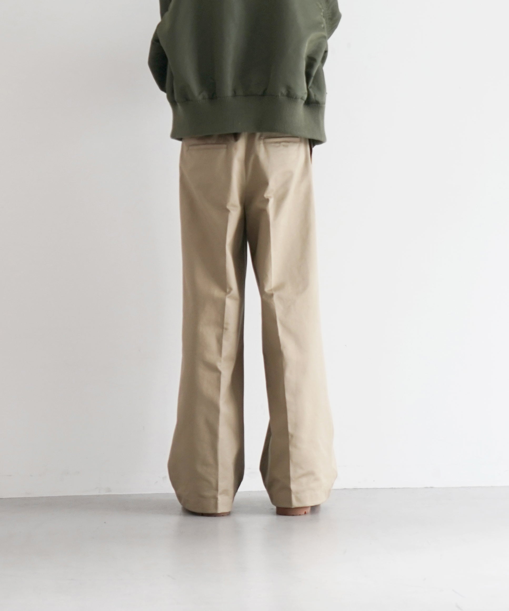 【EXCLUSIVE】NEONSIGN Triple-twisted wide pants "DUSTY KHAKI"