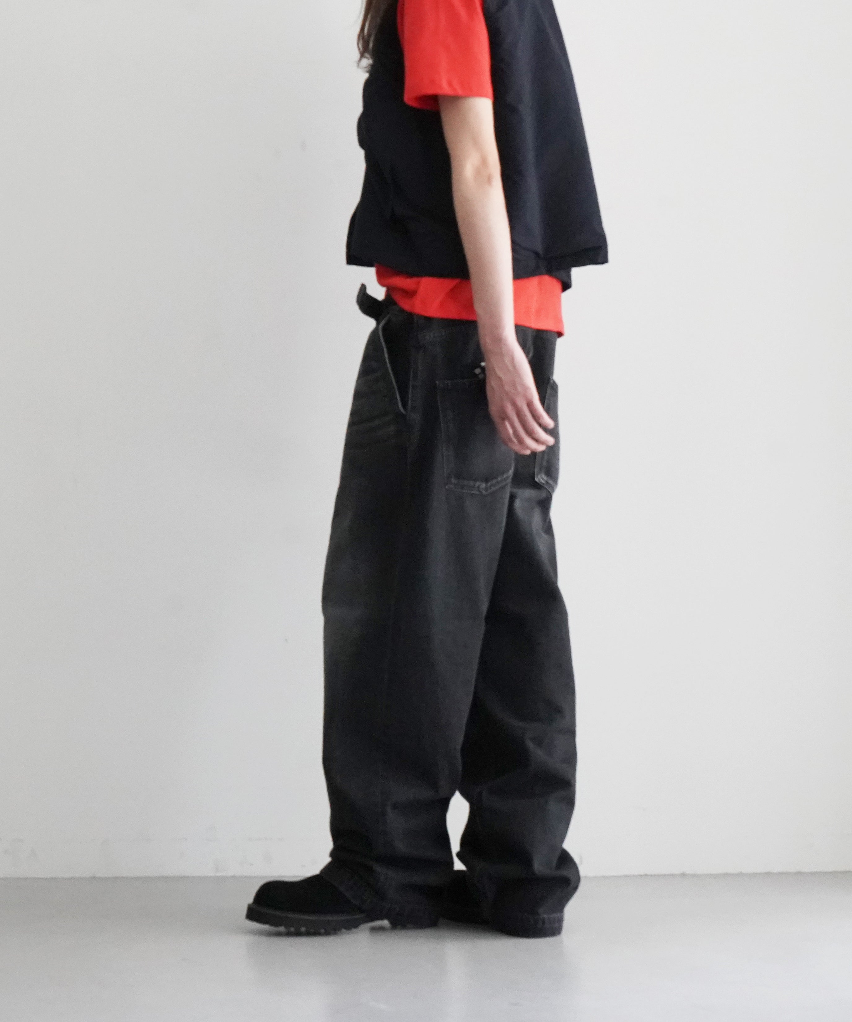 order Loose denim pants used "BLACK"