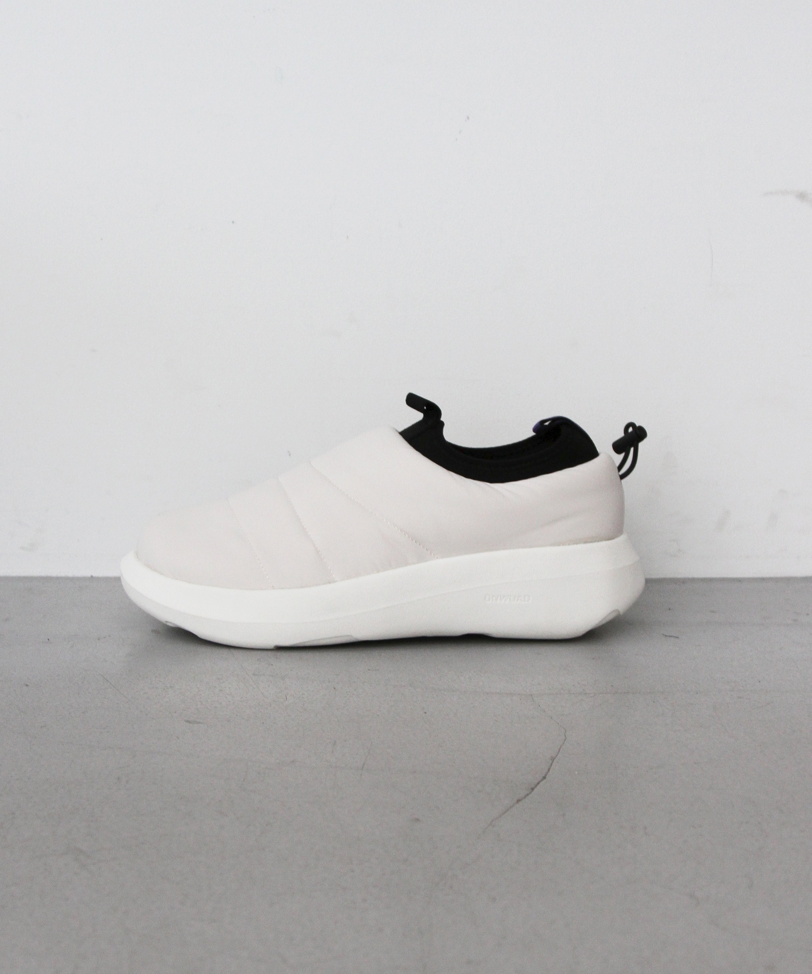 Onwuad オンウァッド スニーカー フッドウェア