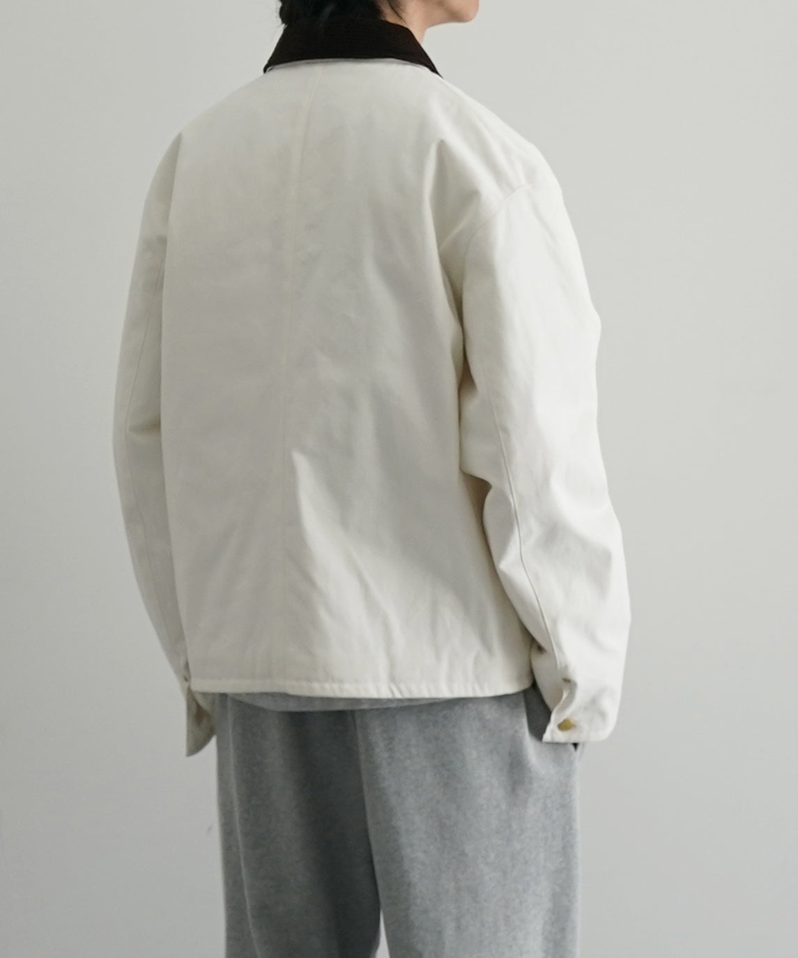 UNUSED Padded duck jacket "OFF WHITE"