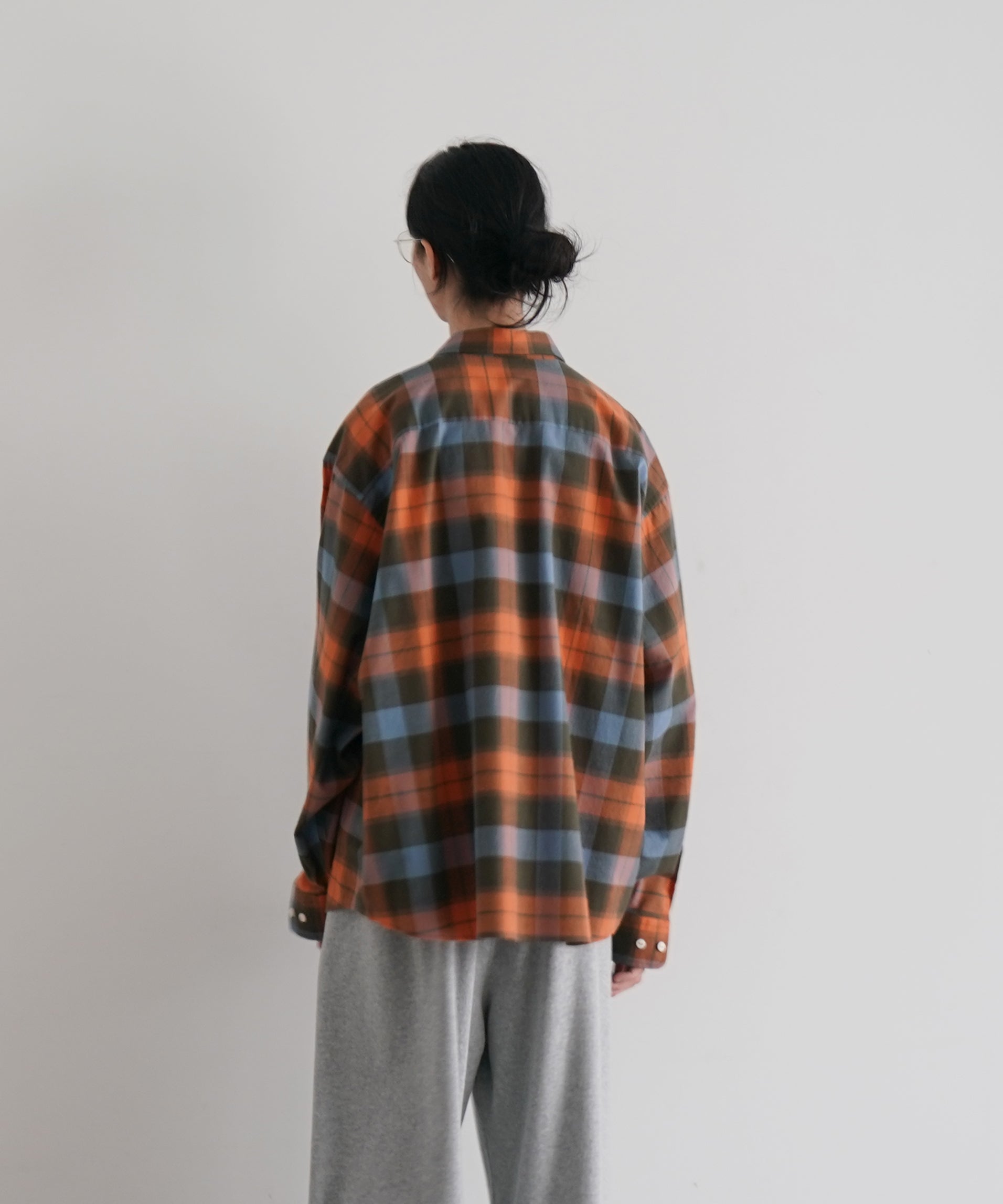 Baserange Claude shirt "FRAME PLAID"