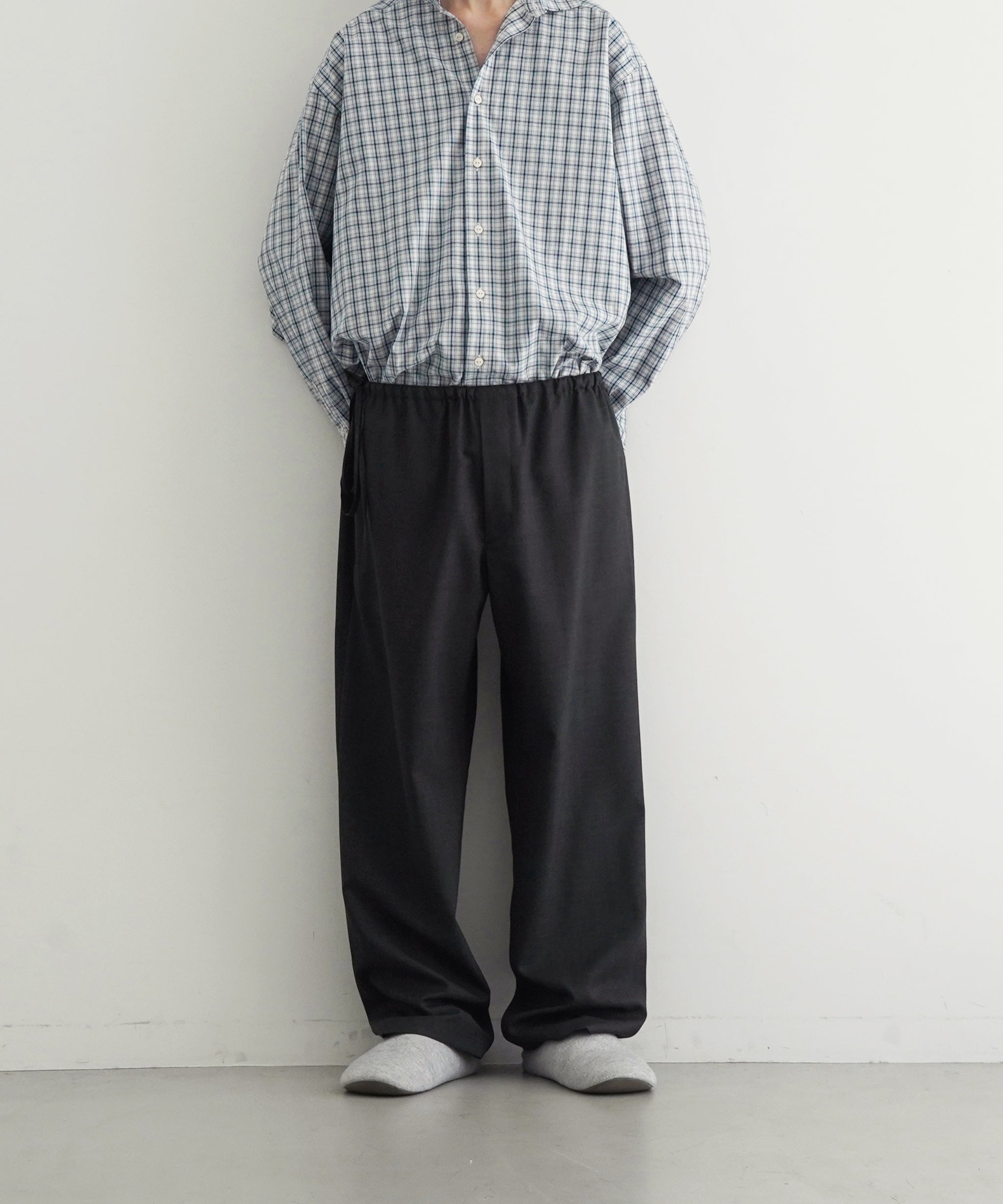 OLD FOLK HOUSE Wool lounge pants "WHITE & NAVY (GINGHAM)"