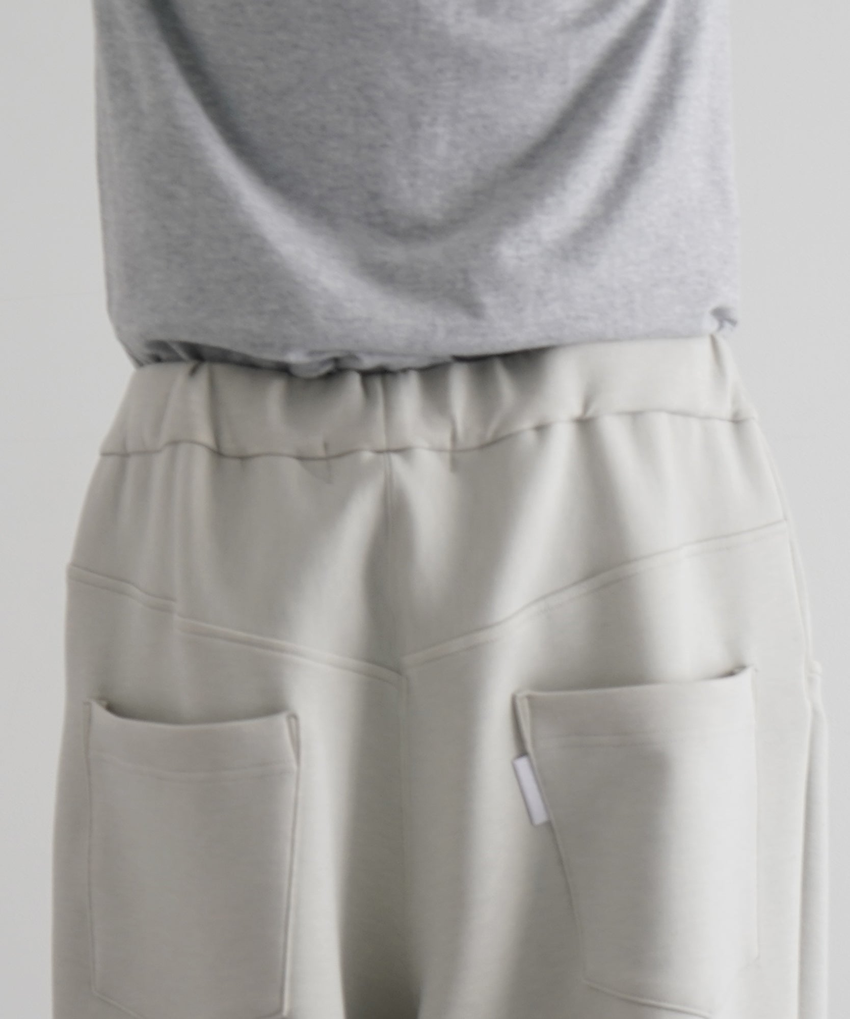 【EXCLUSIVE】NEONSIGN Wide tech slacks "TOP GRAY"