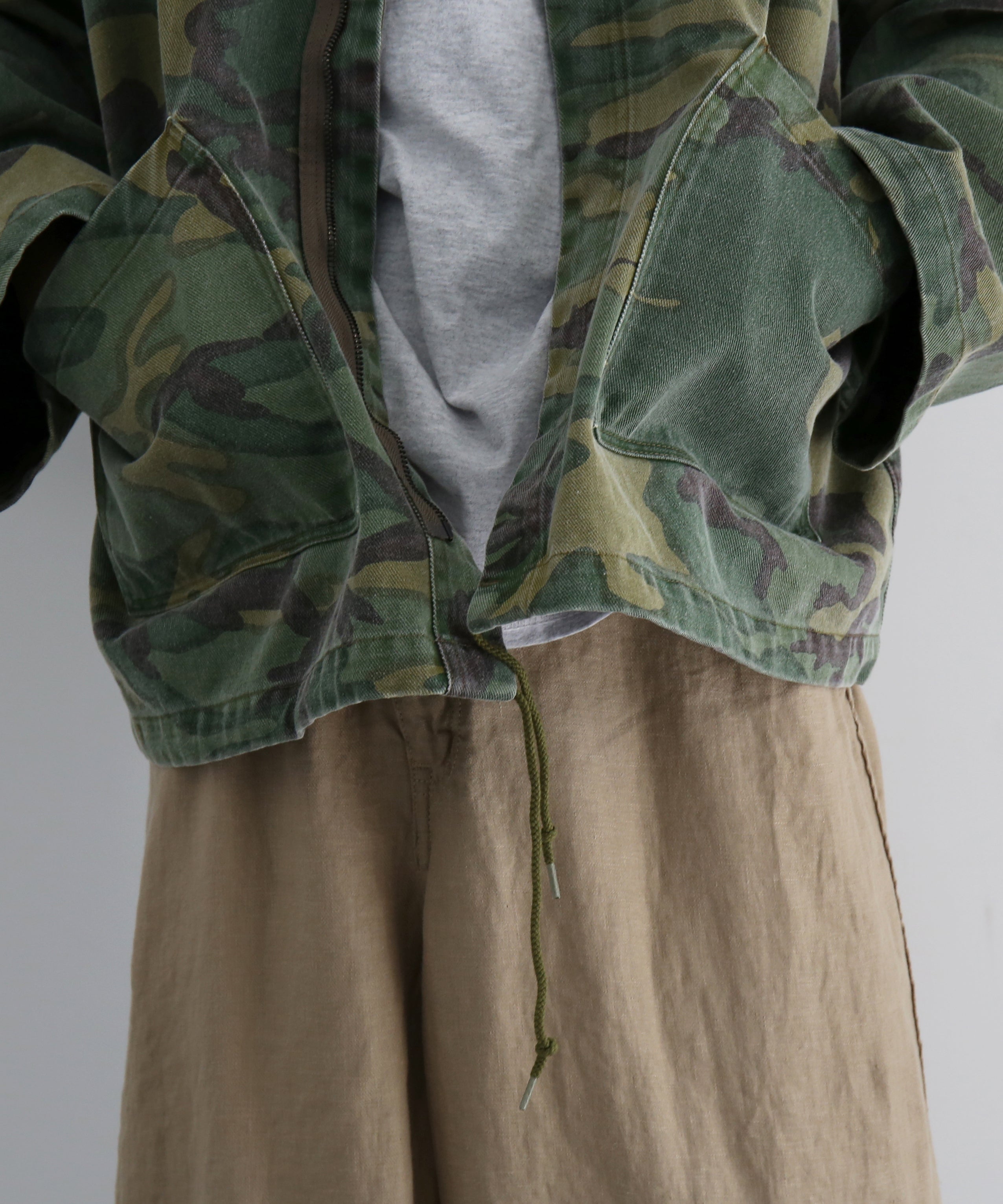NEEDLES Reversible hooded coat - camo twill "CAMO"