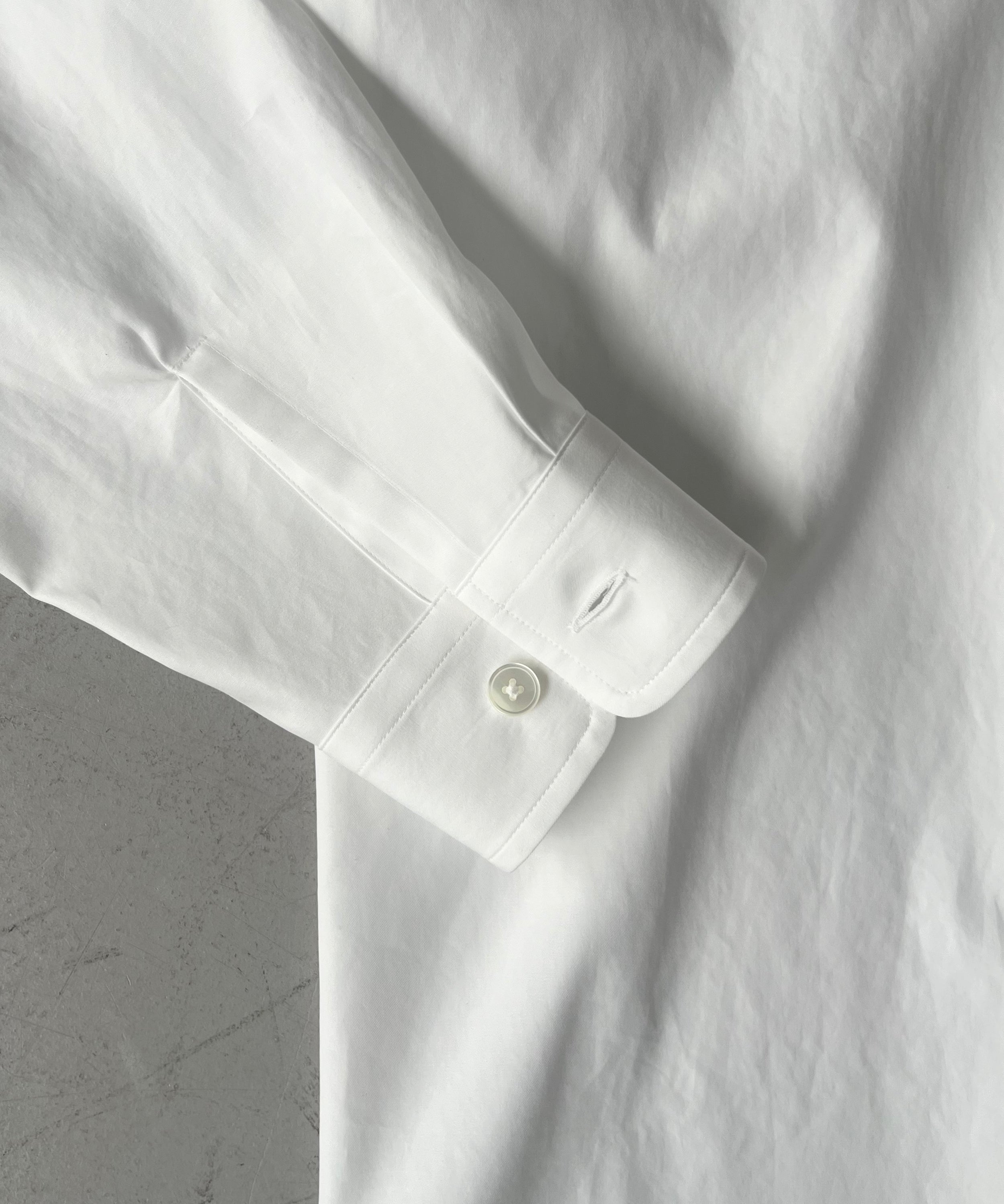 AURALEE Washed finx twill big shirt "WHITE"