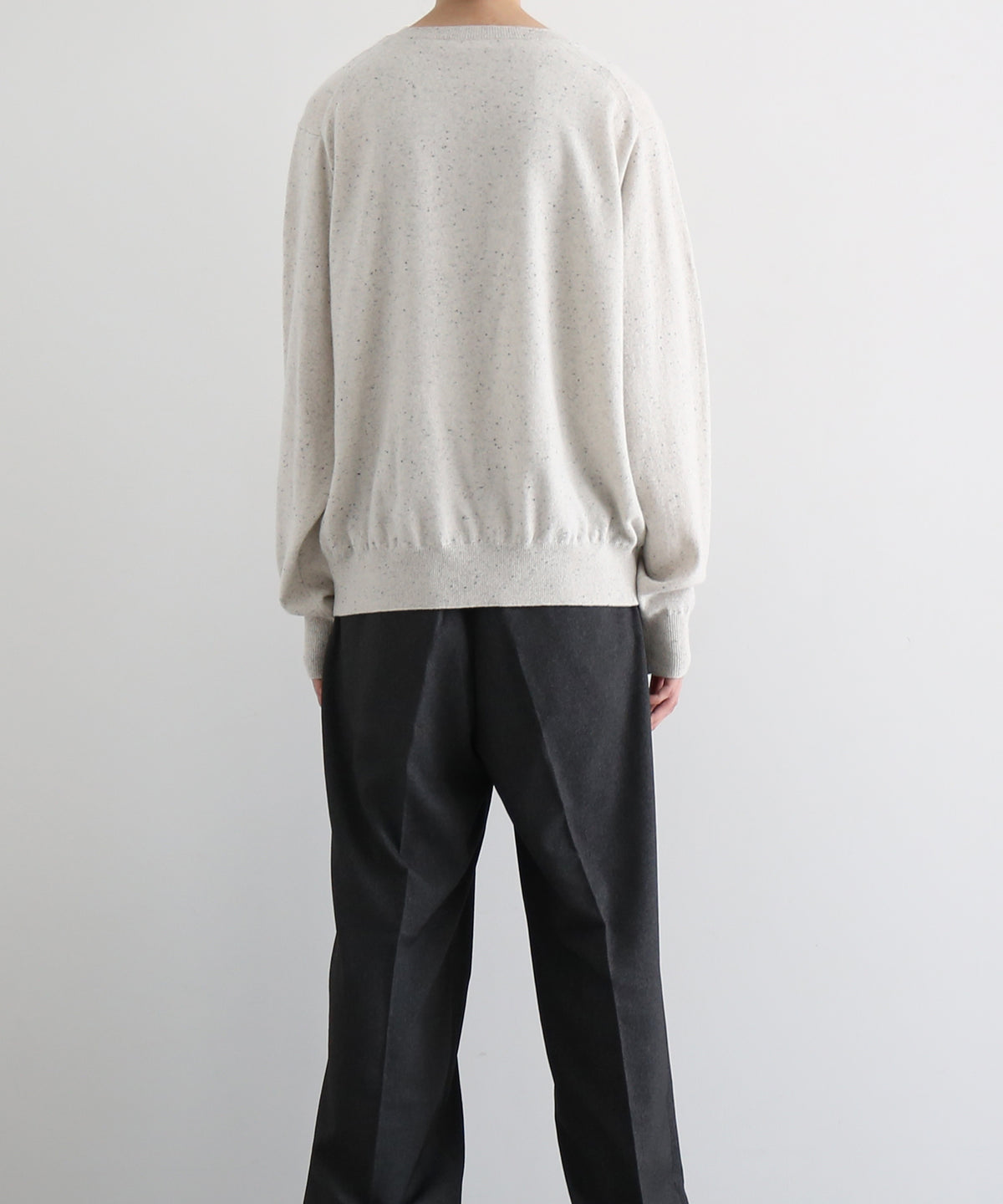 crepuscule L/s v neck "WHITE"