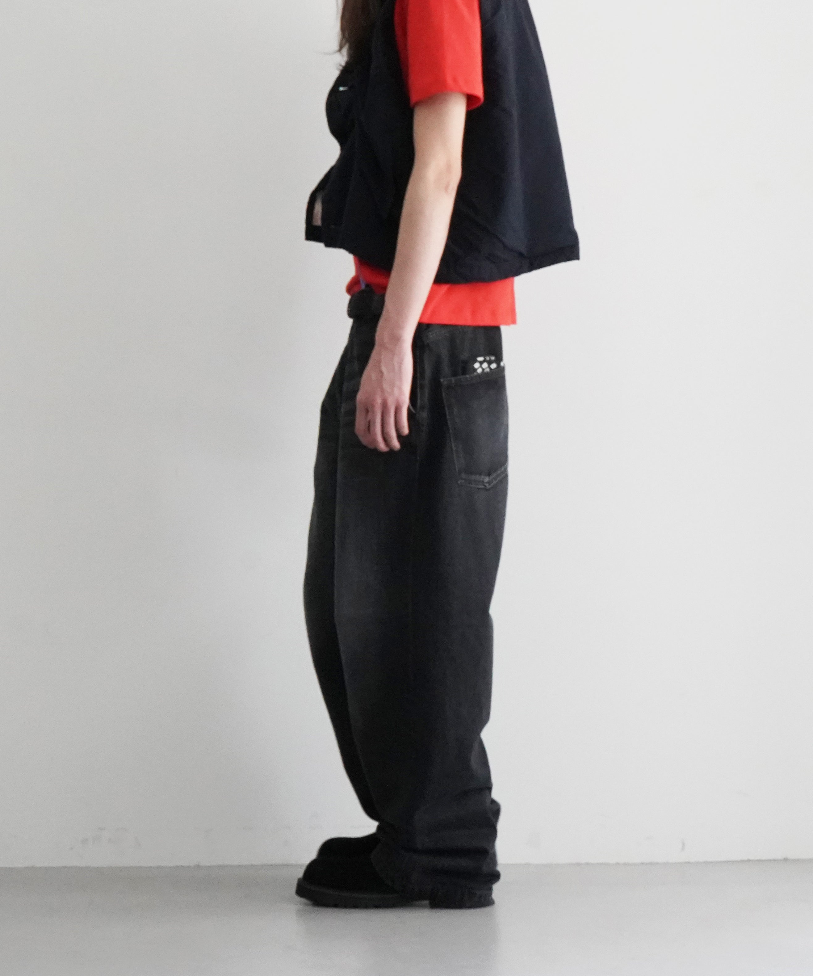 order Loose denim pants used "BLACK"