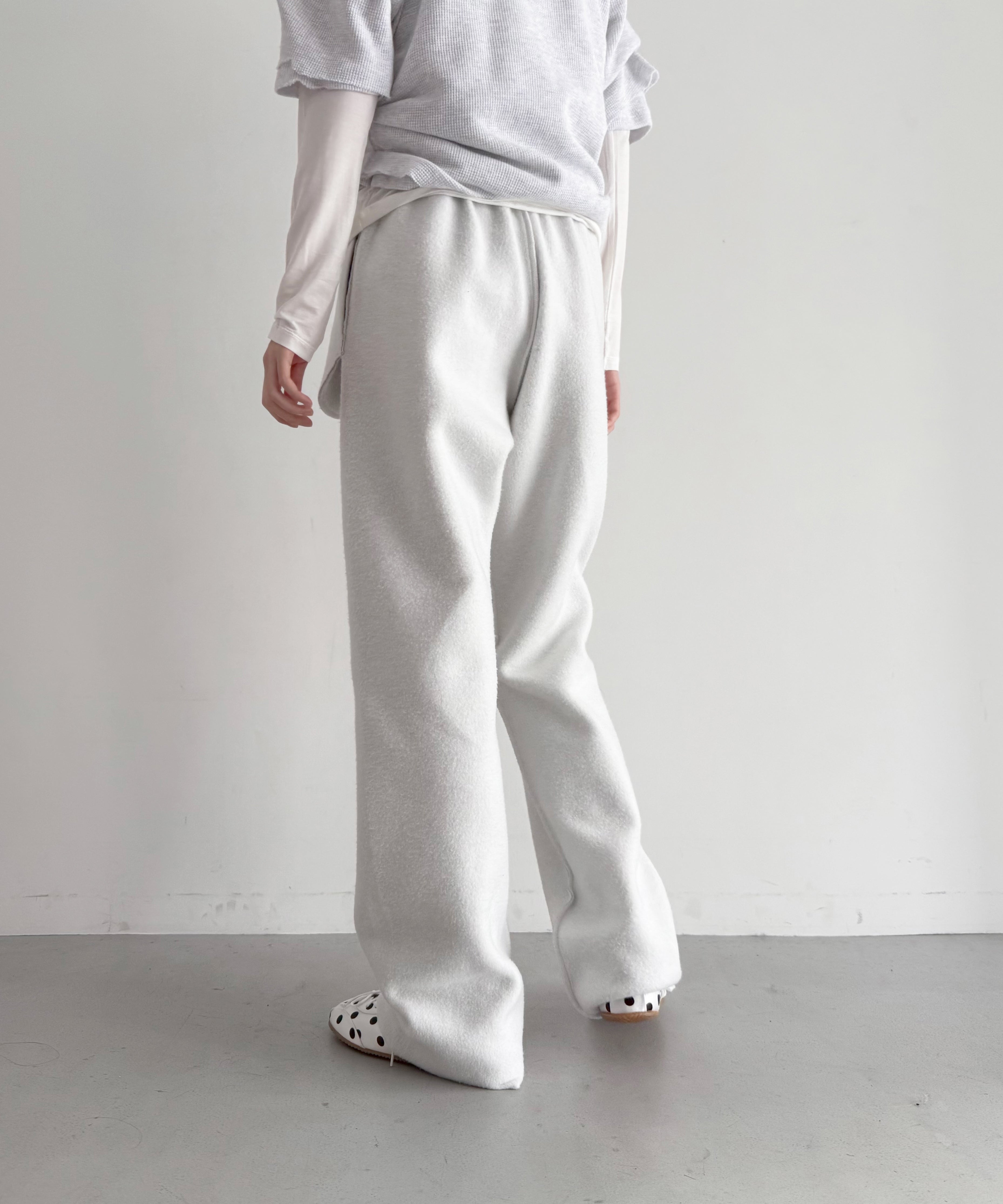 NATASHA ZINKO Joggers "GREY"