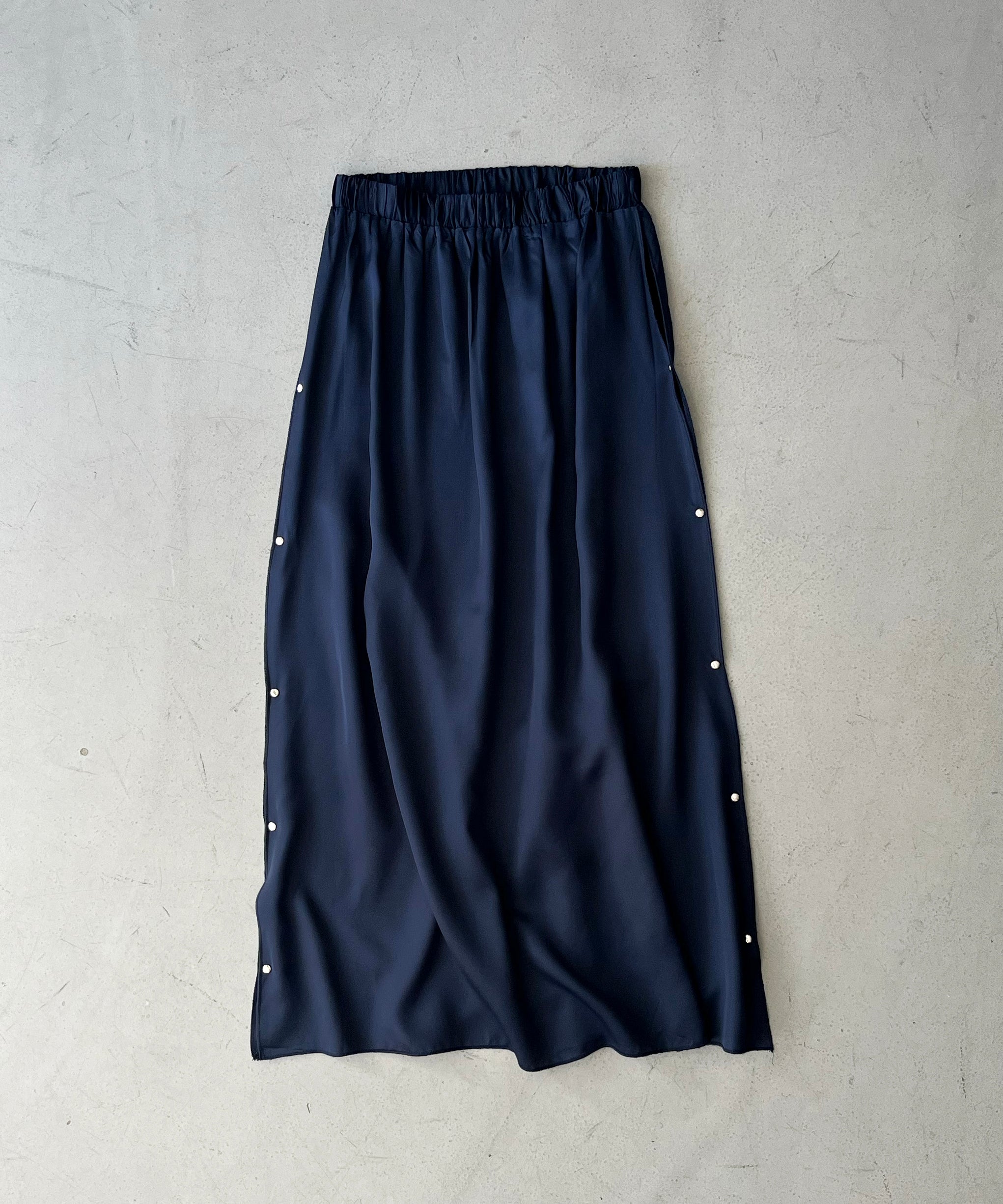 Baserange Clavo skirt "BLUE BLACK"