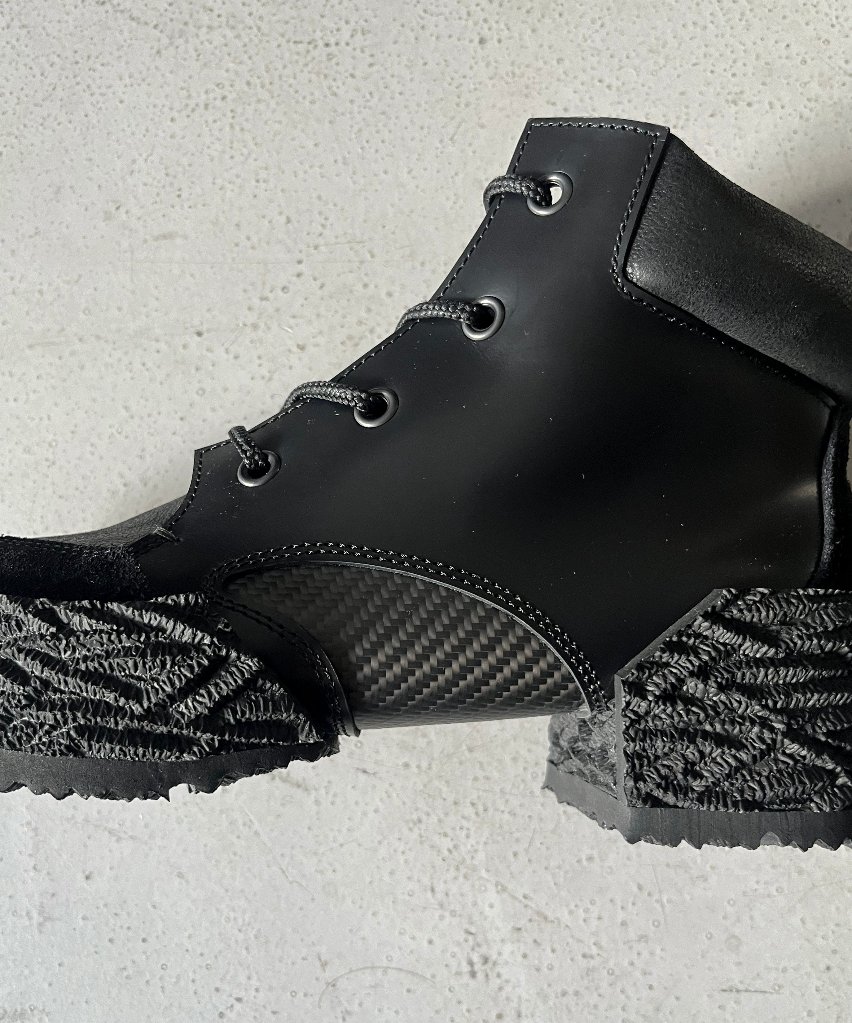 MIDORIKAWA RYO Carbon boots "BLACK"
