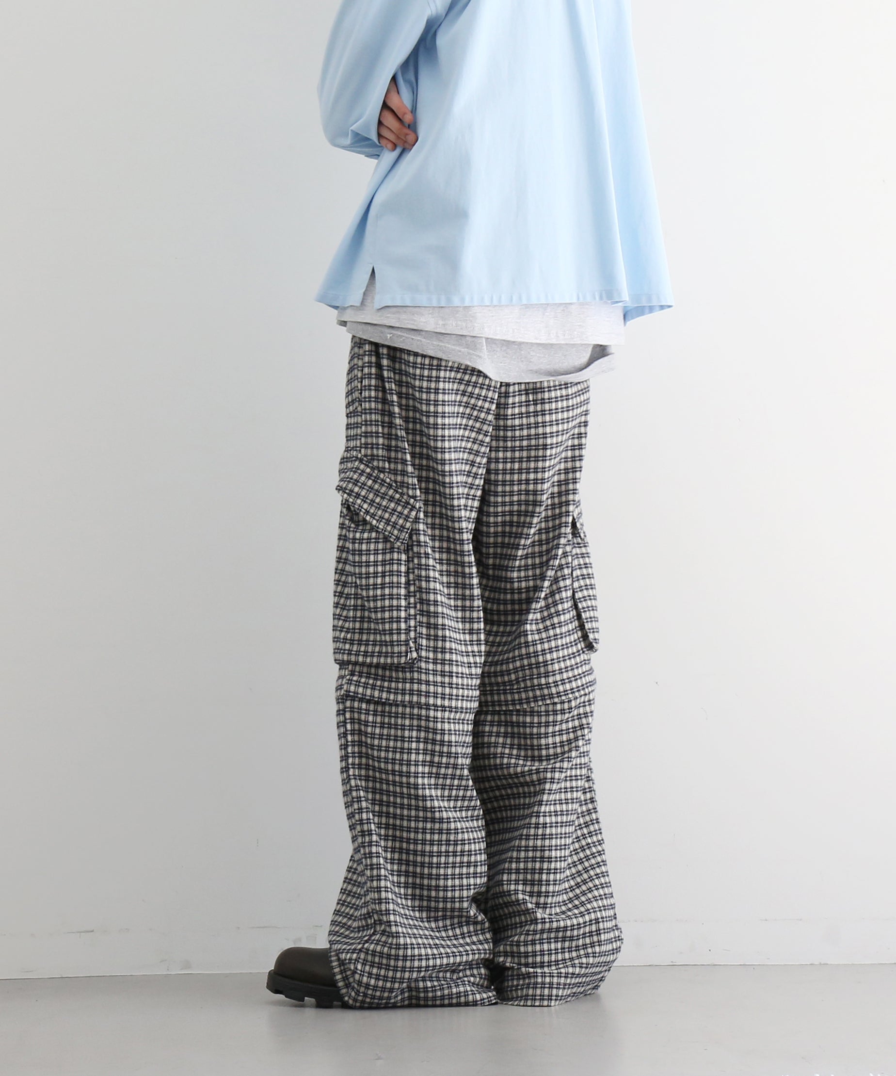 Basketcase Dolly,plaid cargos "BLUE CREAM"