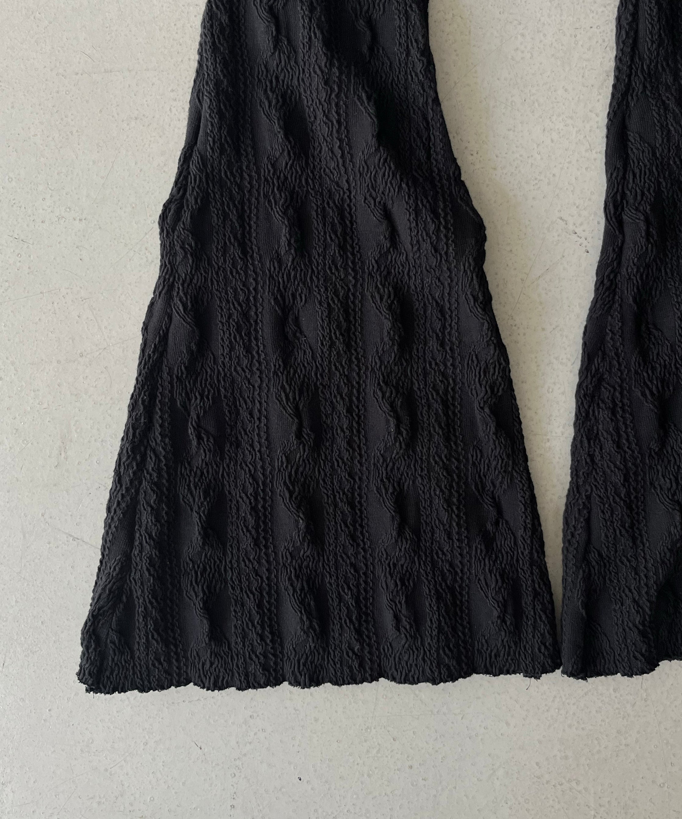 kotohayokozawa Shrunk - knit legging pants "BLACK"
