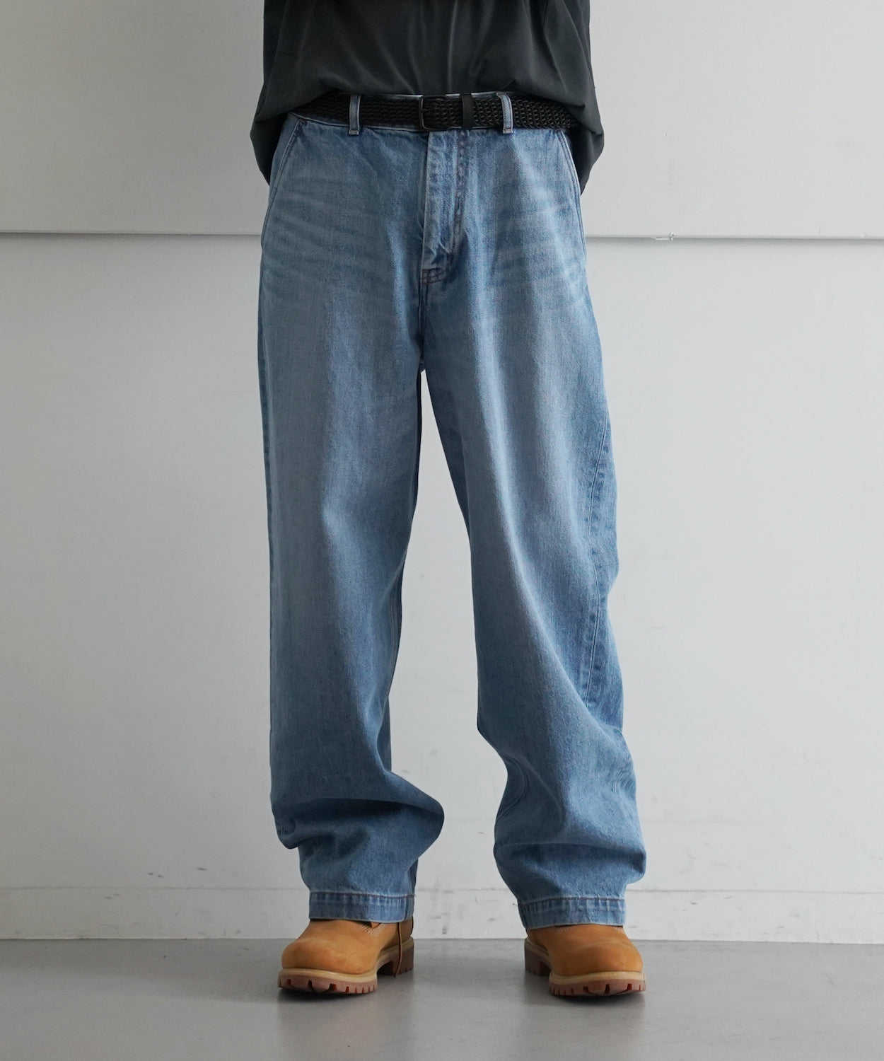 order Loose denim pants used "BLACK"