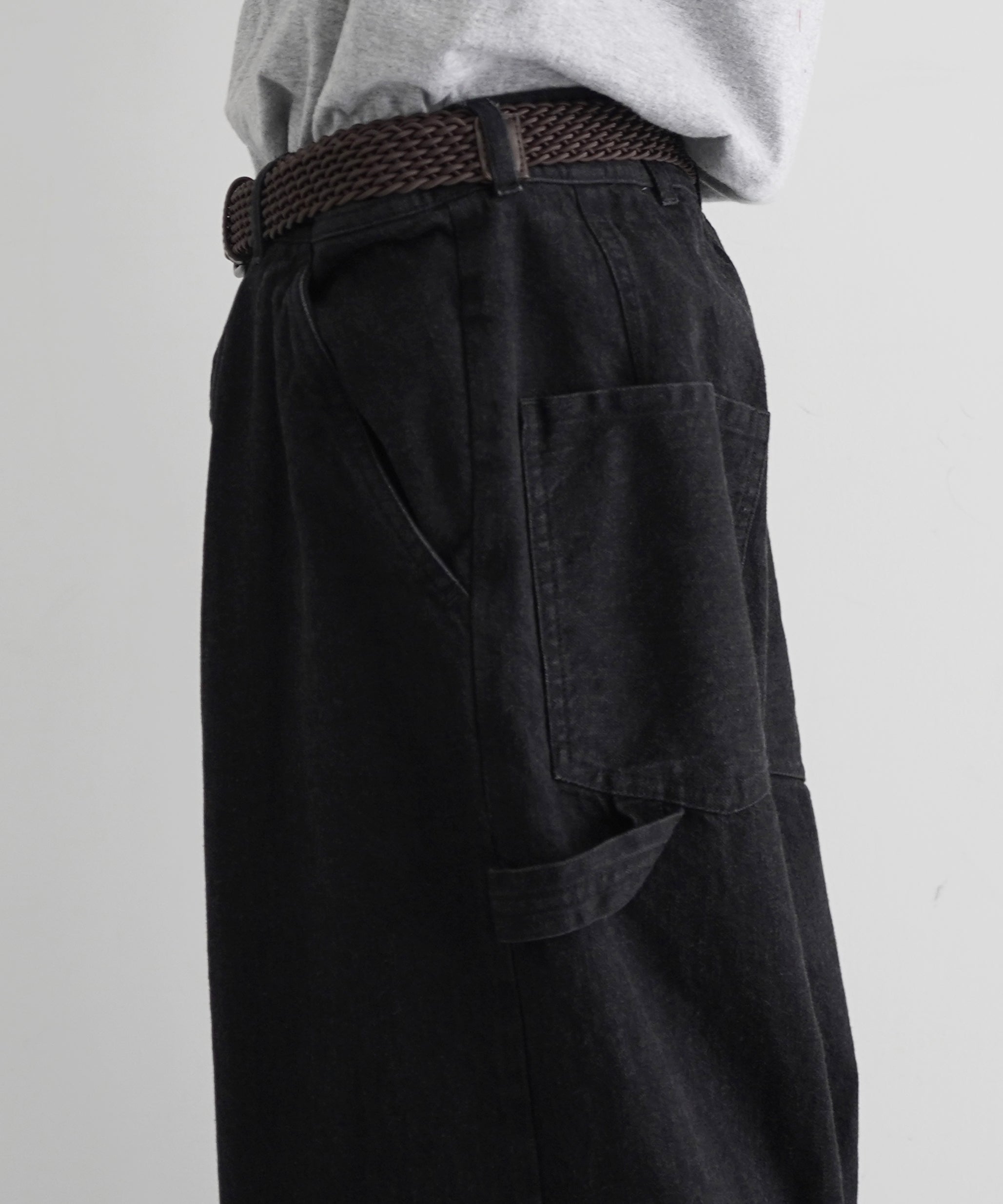 VOAAOV Denim pants "BLACK/OW"