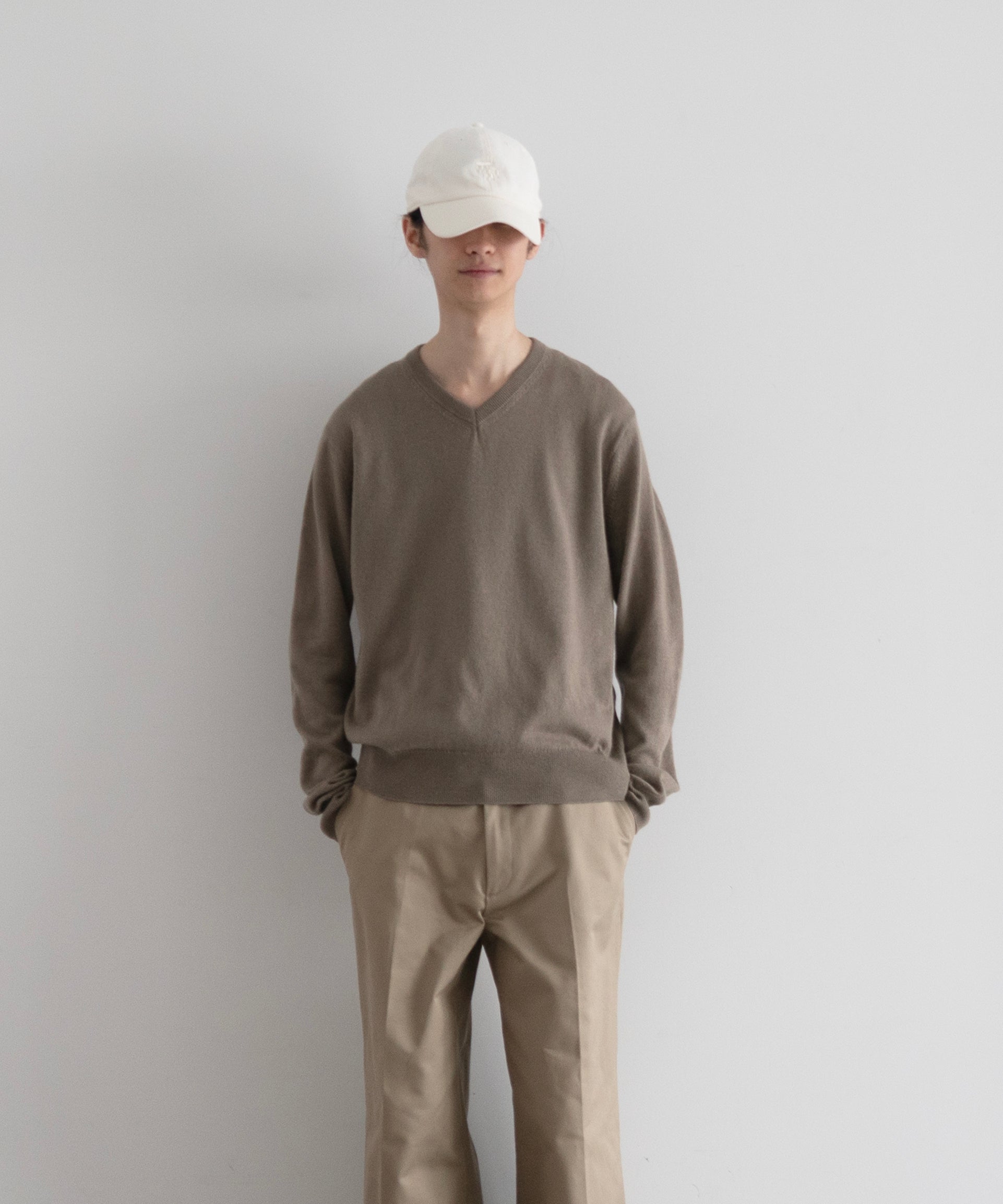 AURALEE Super fine cashmere silk knit v-neck "KHAKI BROWN"