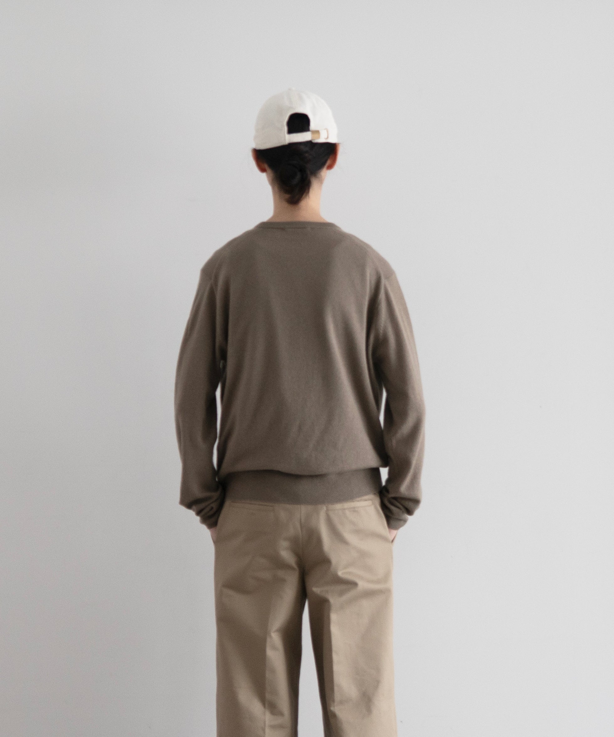 AURALEE Super fine cashmere silk knit v-neck "KHAKI BROWN"