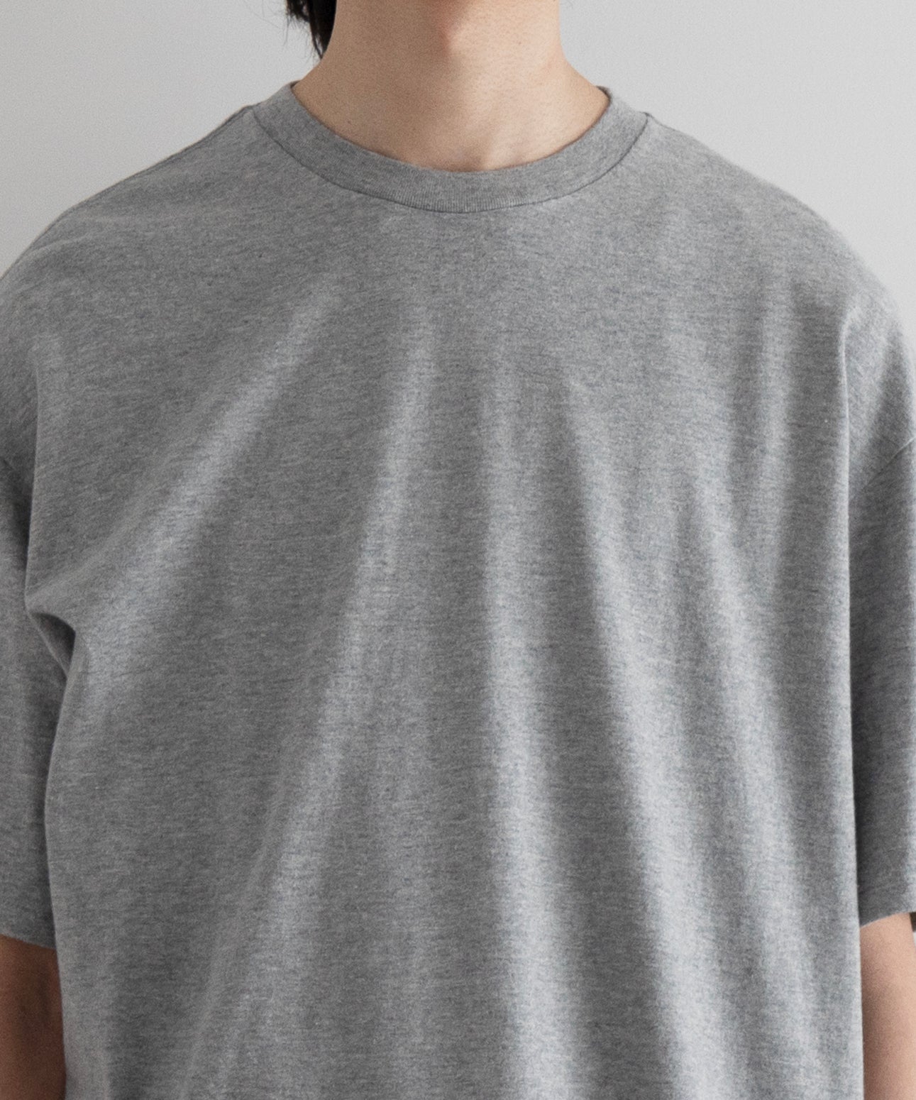AURALEE Seamless crew neck tee "TOP GRAY"