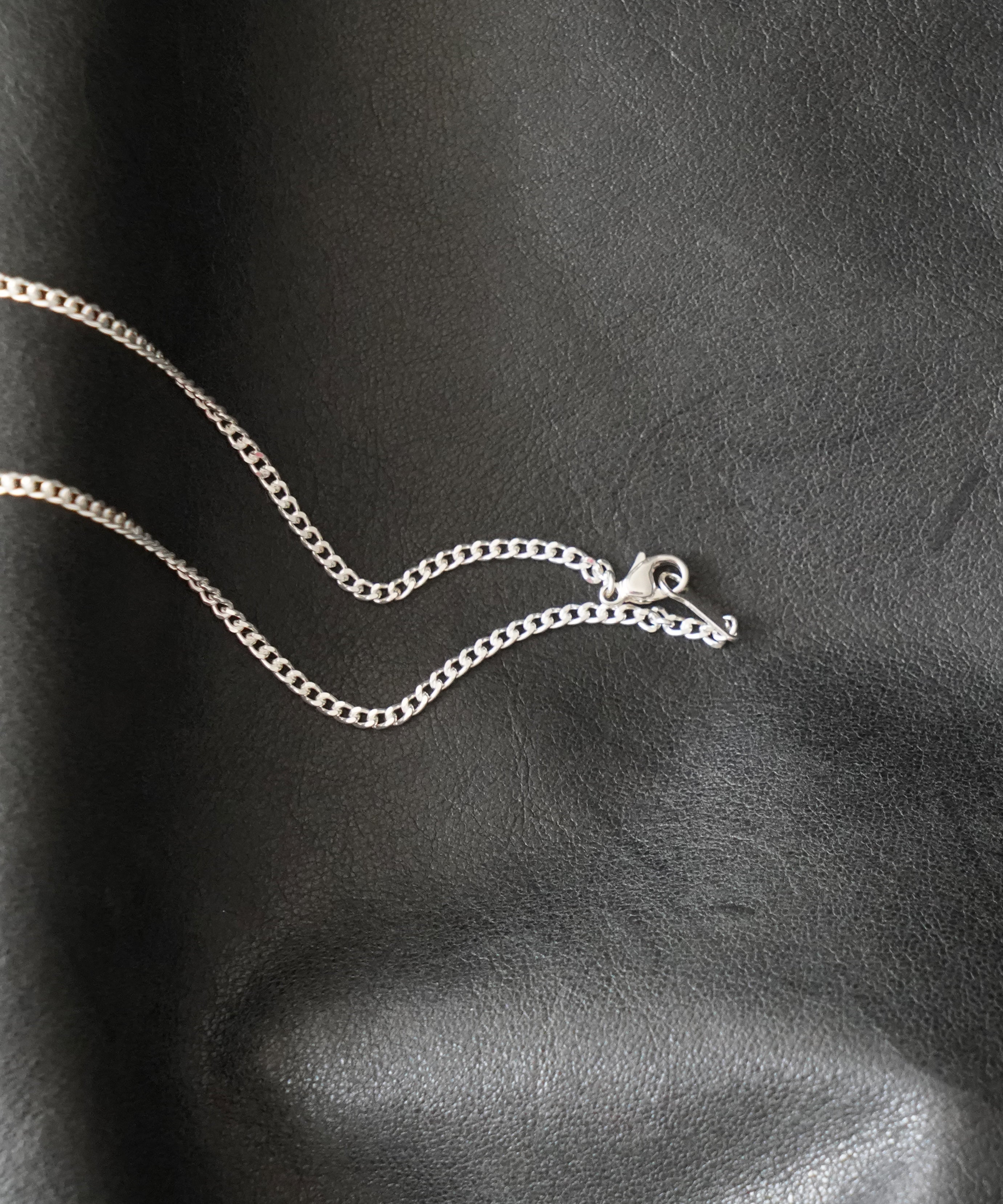 SHRINE Bail necklace "SILVER"