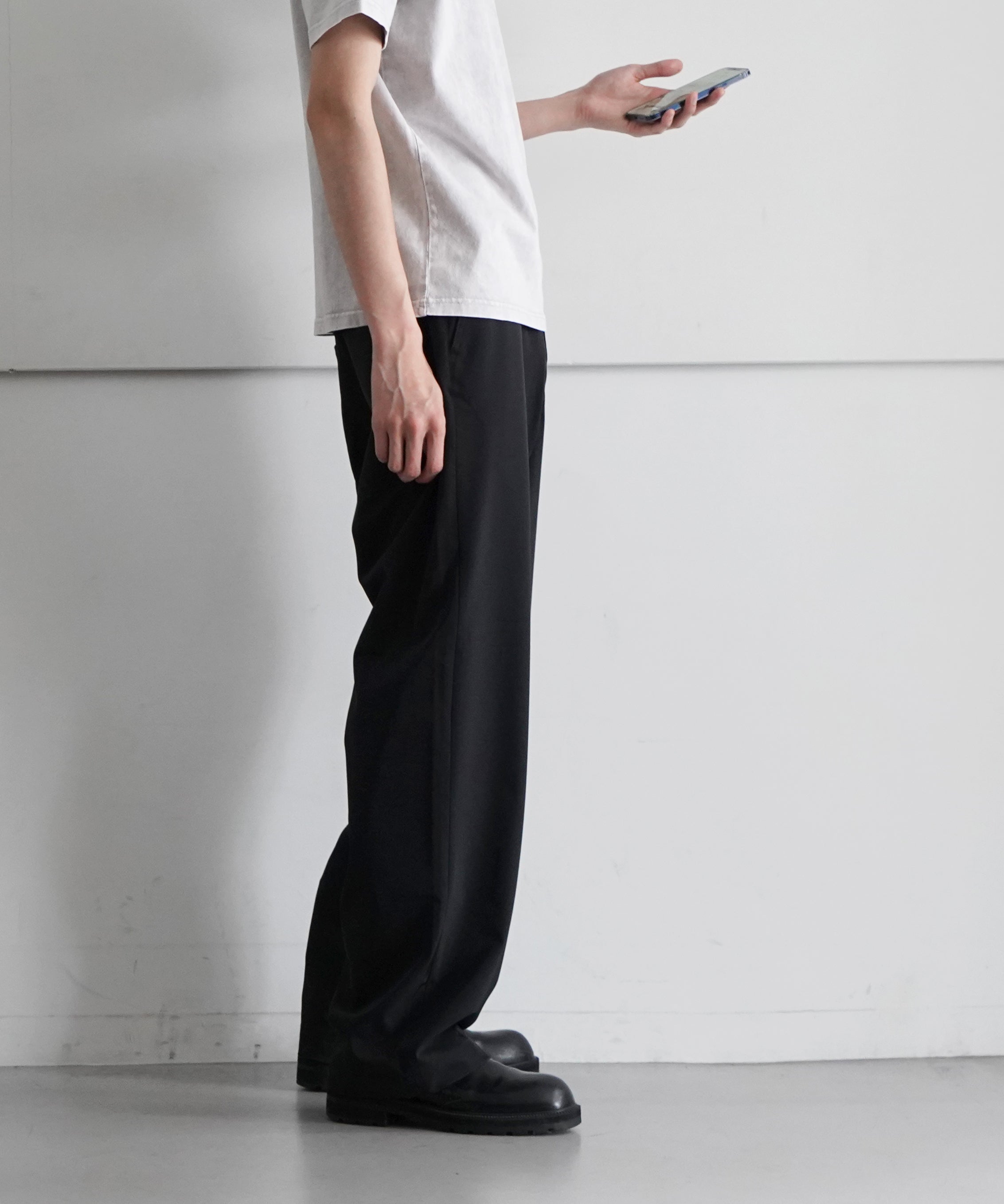 order Loose gabardine pants "BLACK"