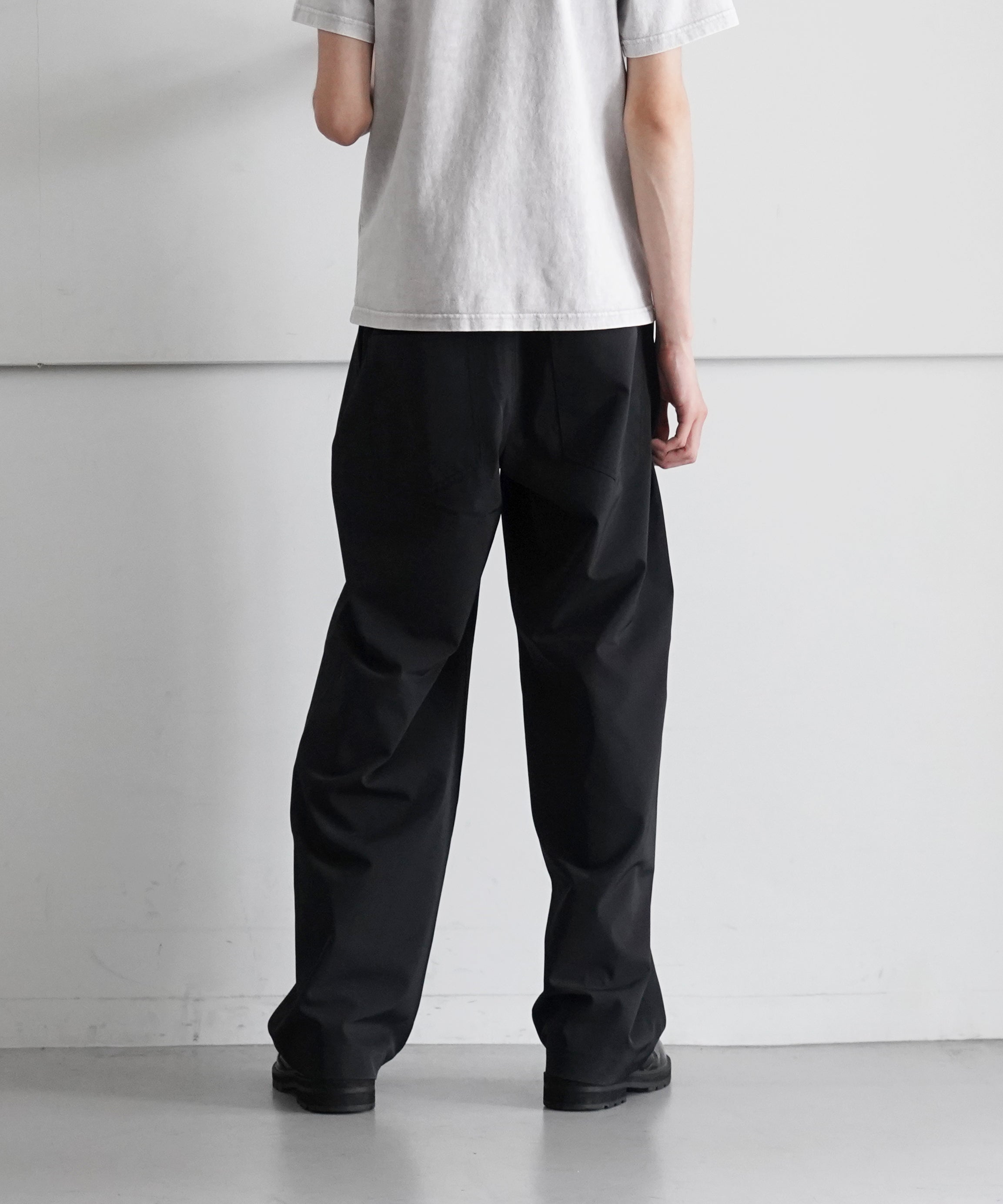 order Loose gabardine pants "BLACK"
