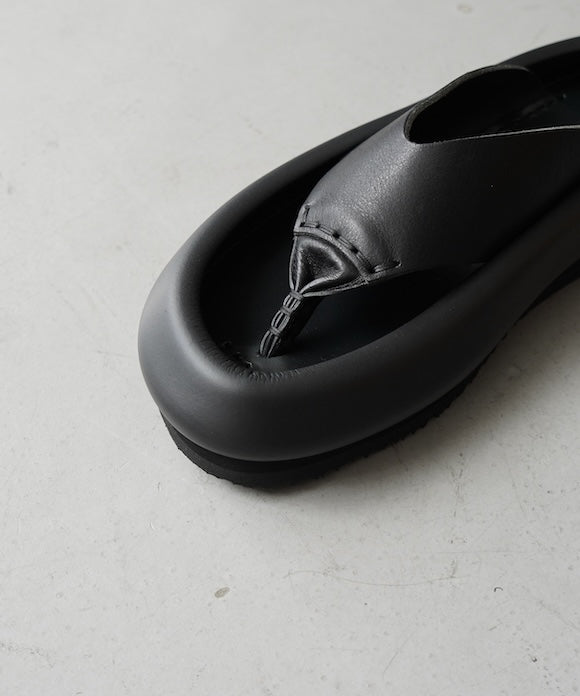 MIDORIKAWA RYO Spoiler leather sandal "BLACK"