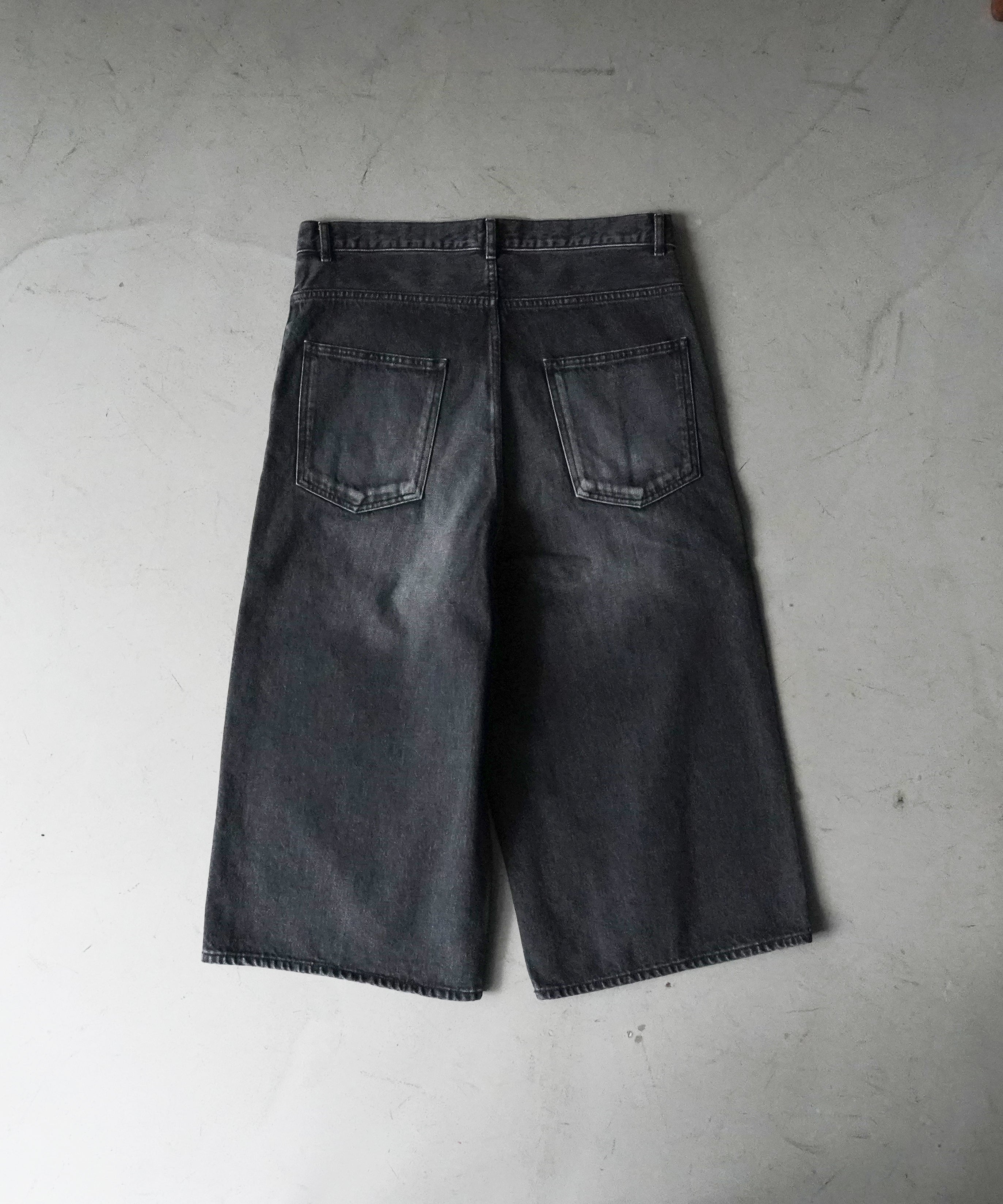 order Loose denim half pants used "BLACK"
